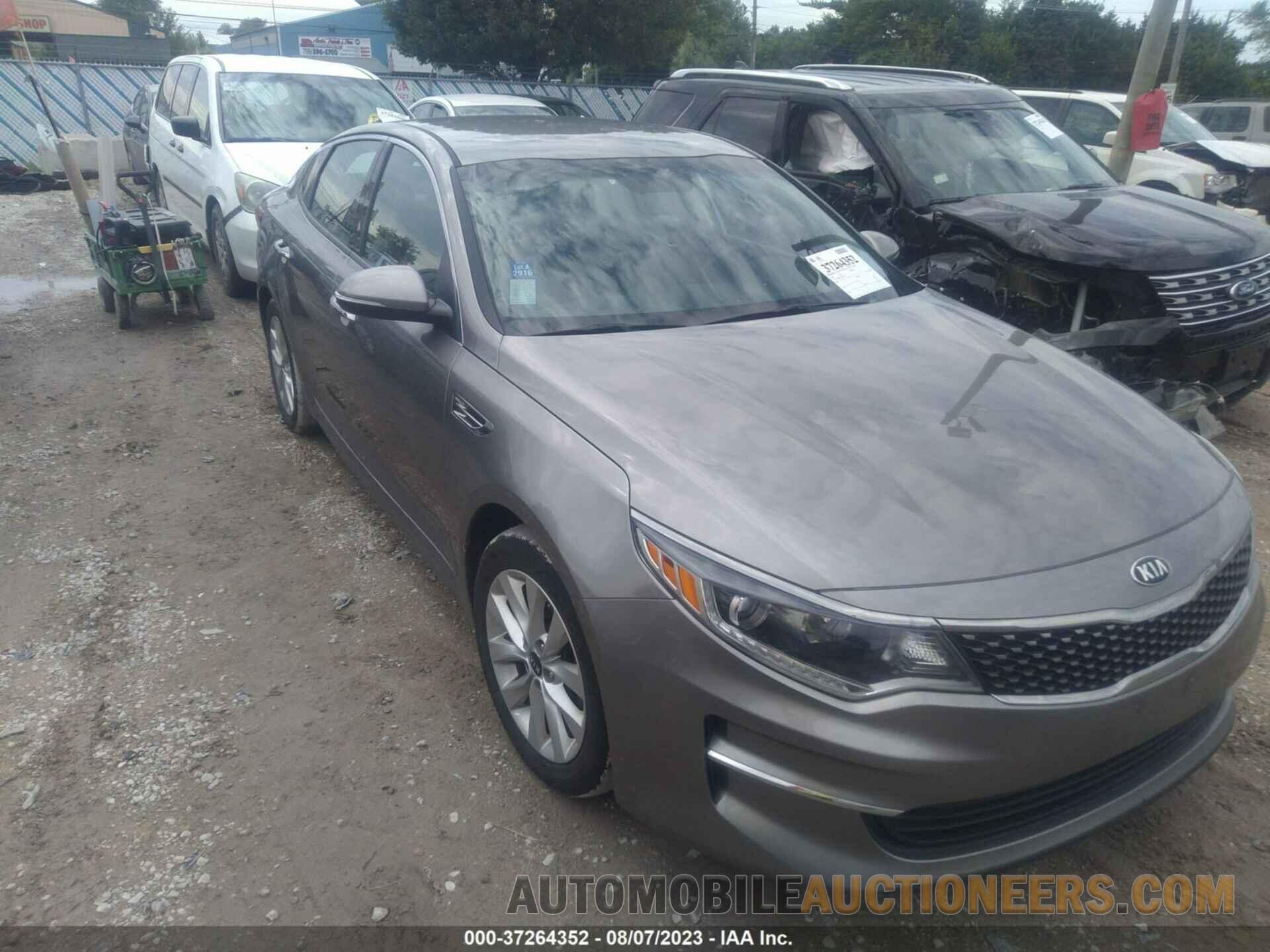 5XXGU4L32JG197365 KIA OPTIMA 2018