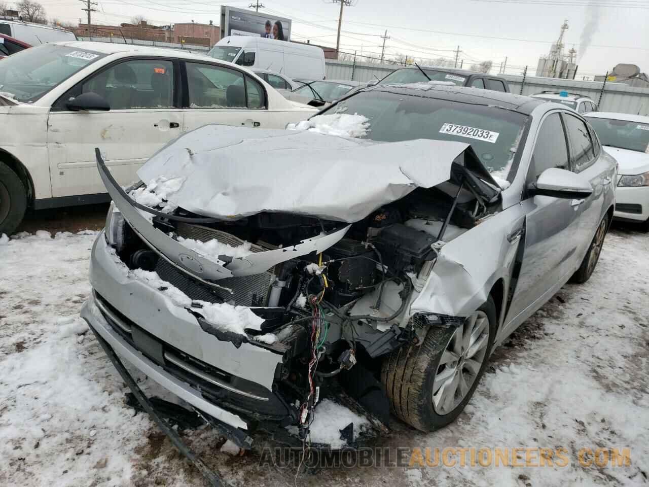 5XXGU4L32JG201589 KIA OPTIMA 2018