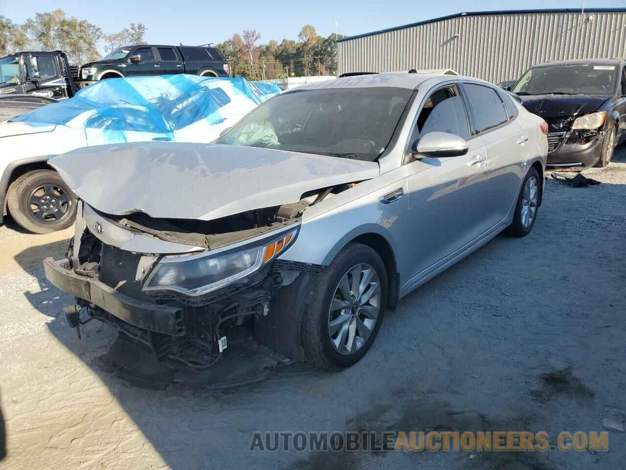 5XXGU4L32JG218277 KIA OPTIMA 2018