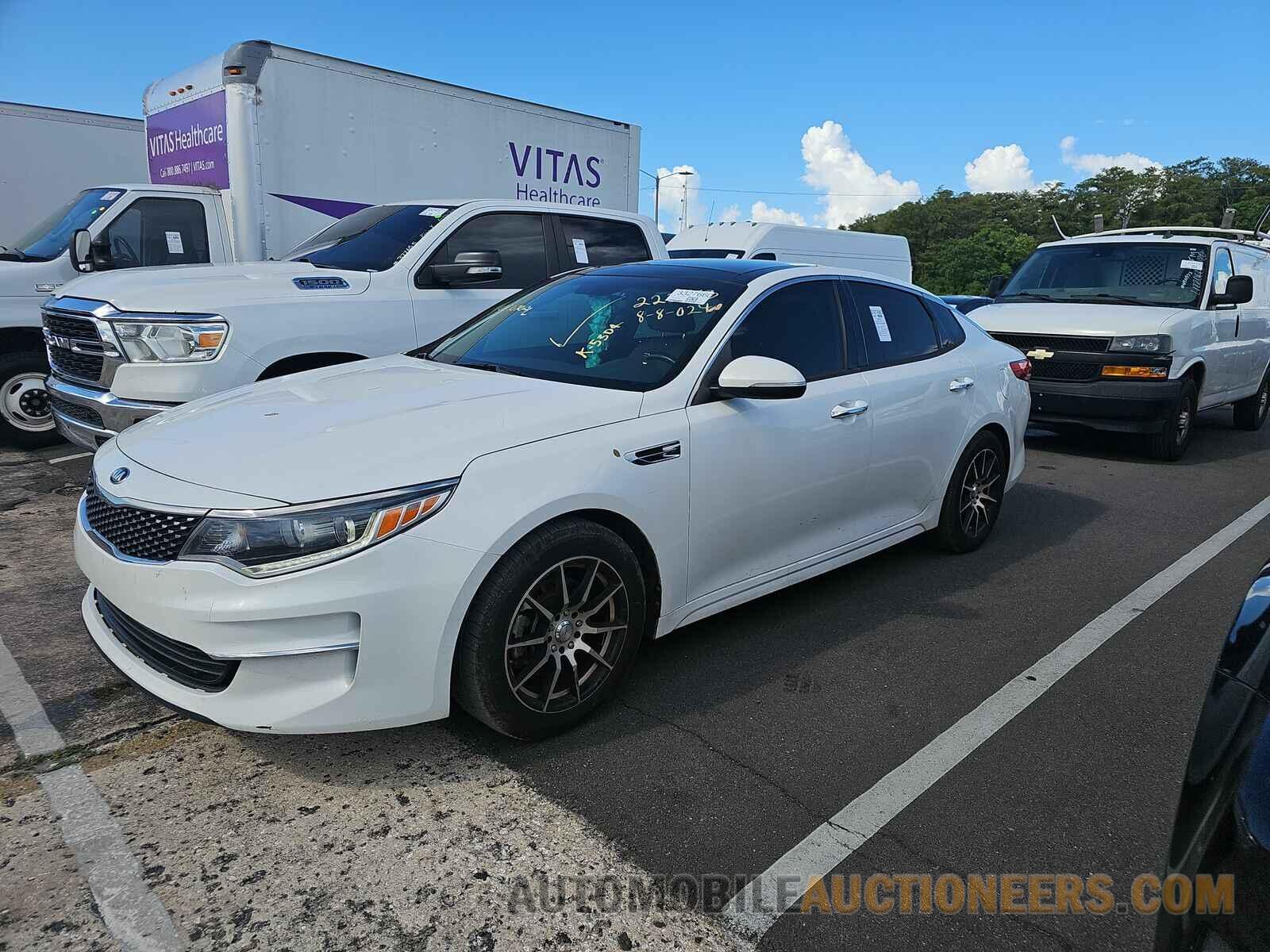 5XXGU4L32JG223883 Kia Optima 2018