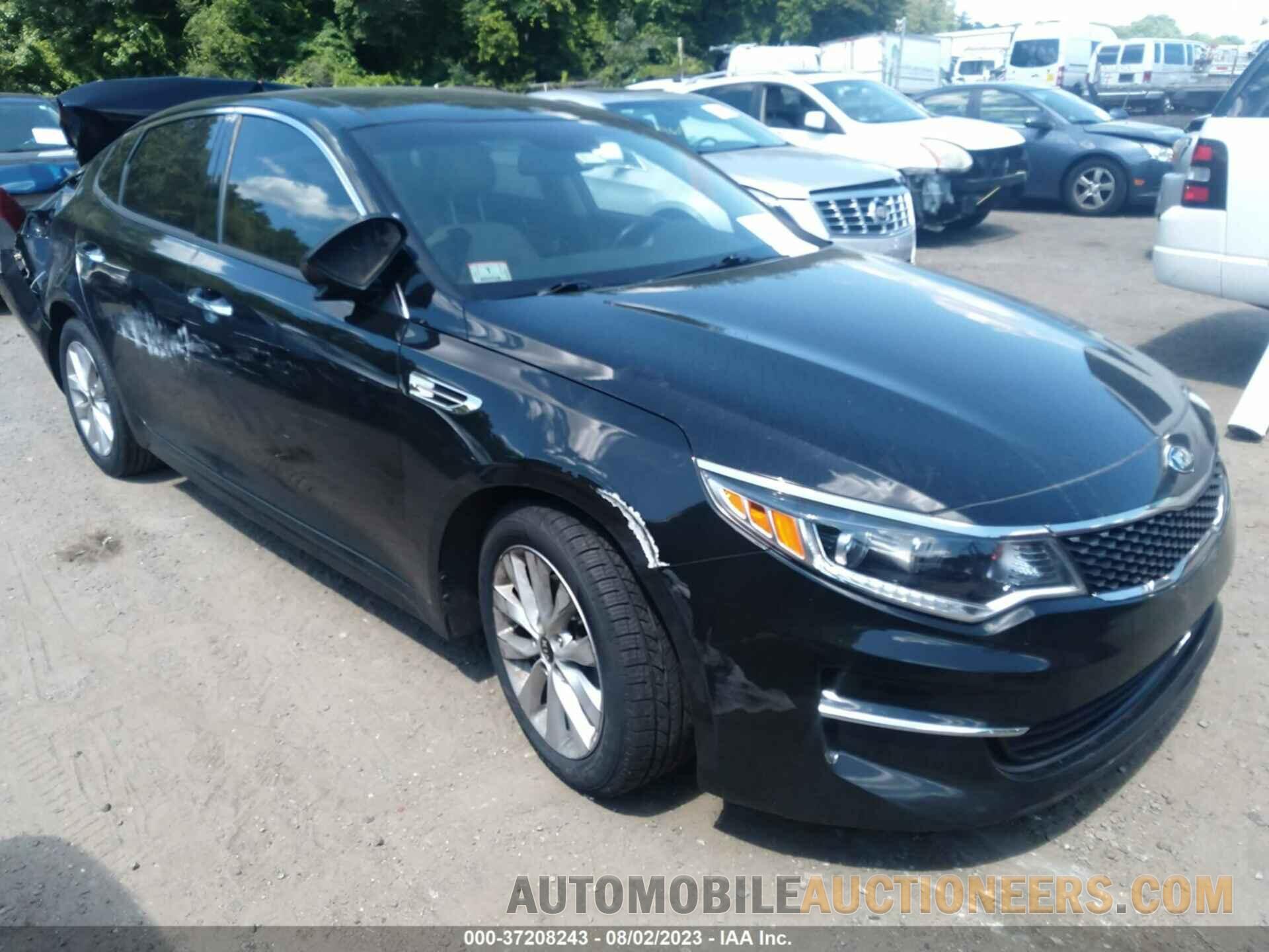 5XXGU4L32JG244605 KIA OPTIMA 2018