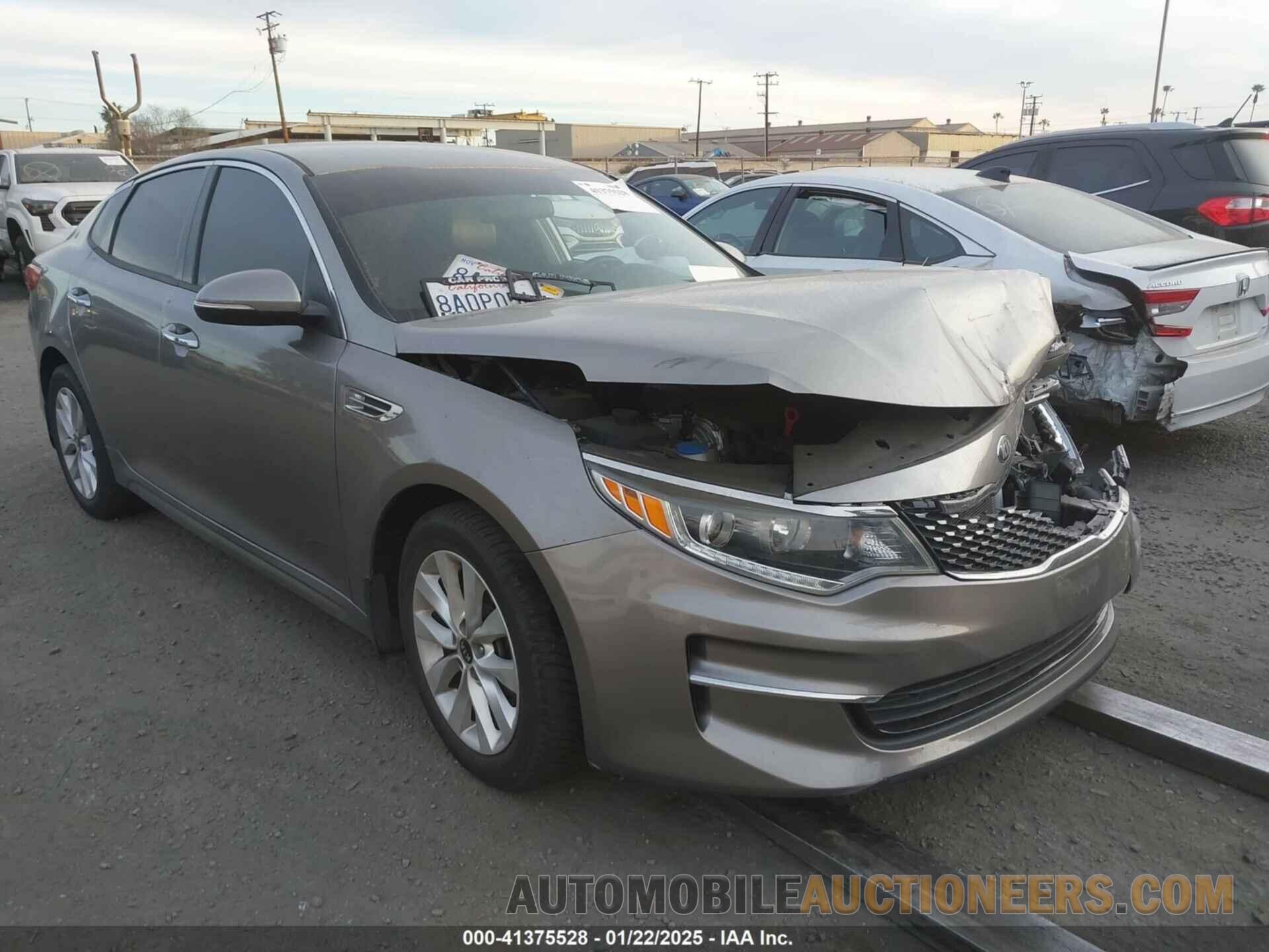 5XXGU4L33JG203206 KIA OPTIMA 2018