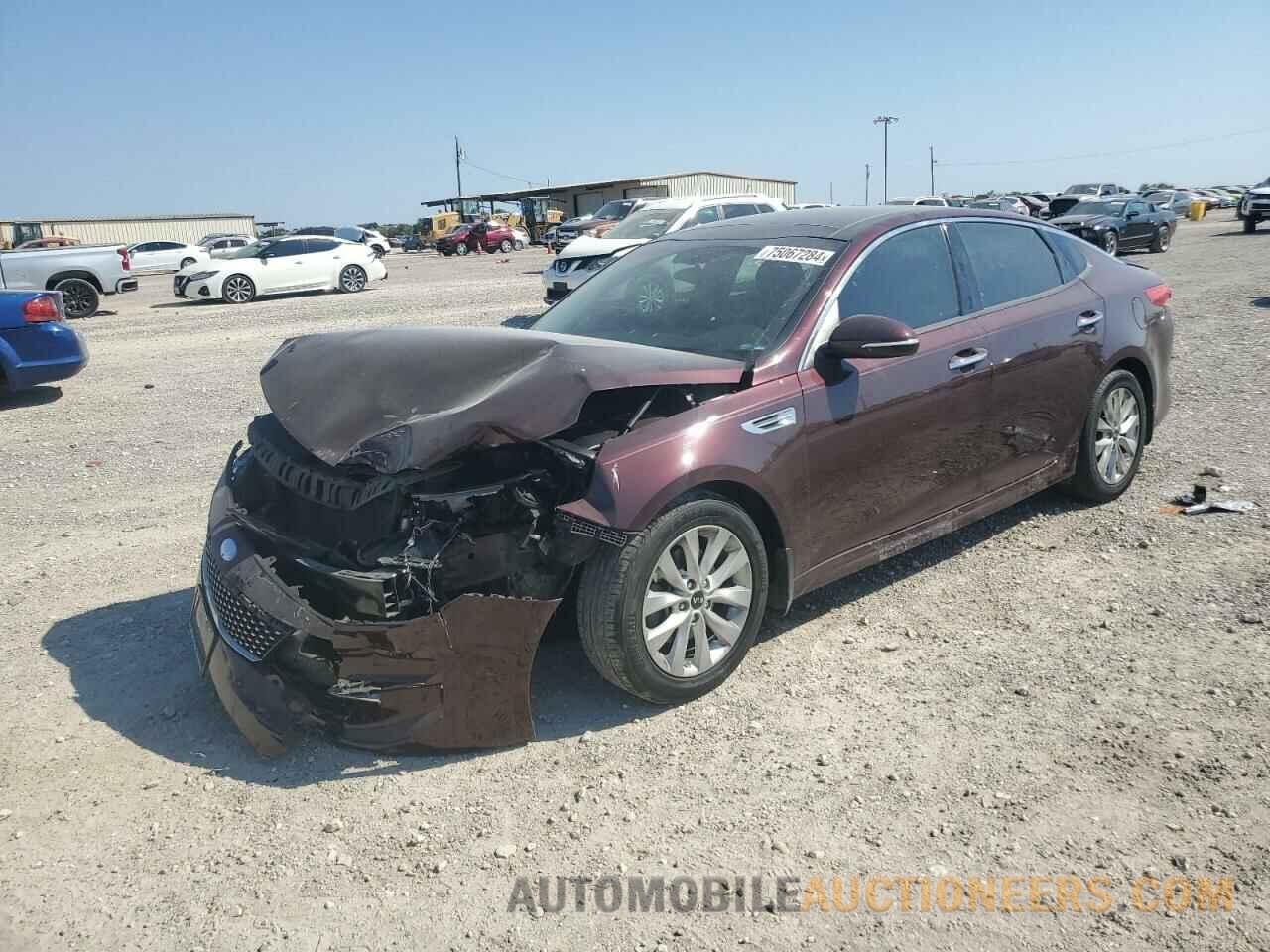 5XXGU4L34HG154513 KIA OPTIMA 2017