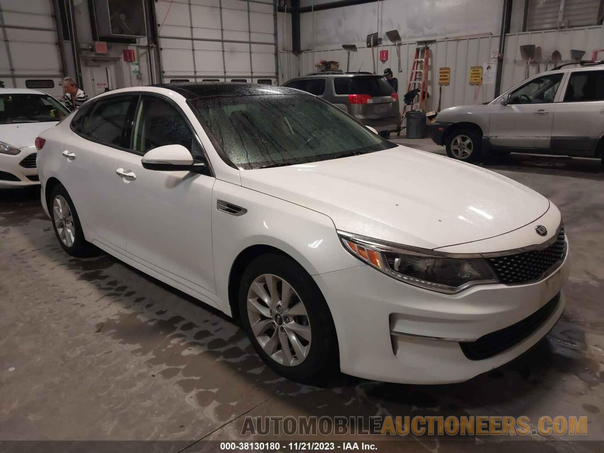 5XXGU4L34JG216580 KIA OPTIMA 2018