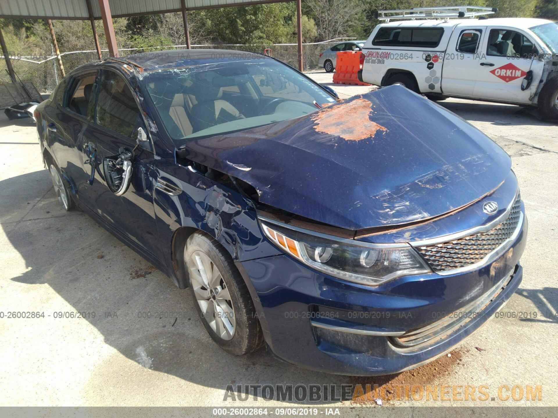 5XXGU4L35HG136733 KIA OPTIMA 2017