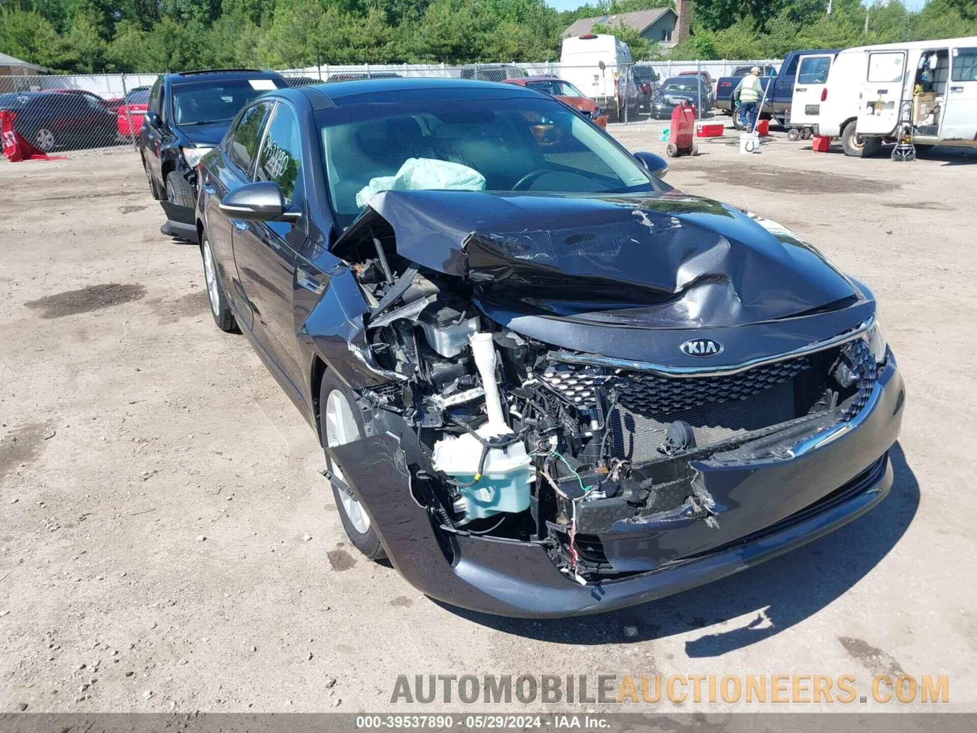 5XXGU4L35HG149806 KIA OPTIMA 2017