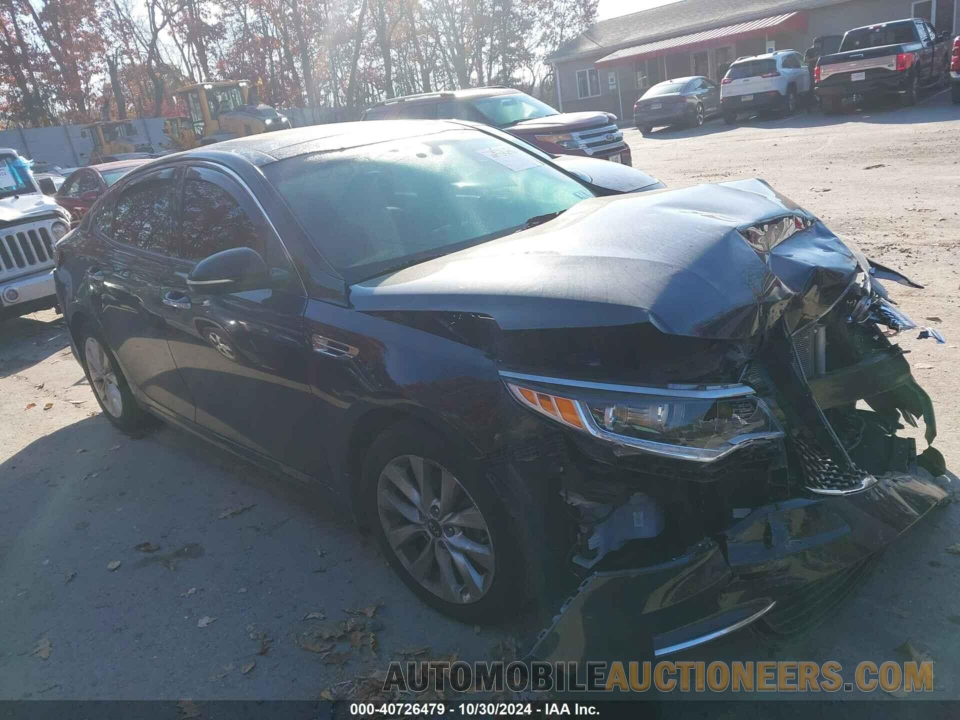 5XXGU4L35JG210352 KIA OPTIMA 2018