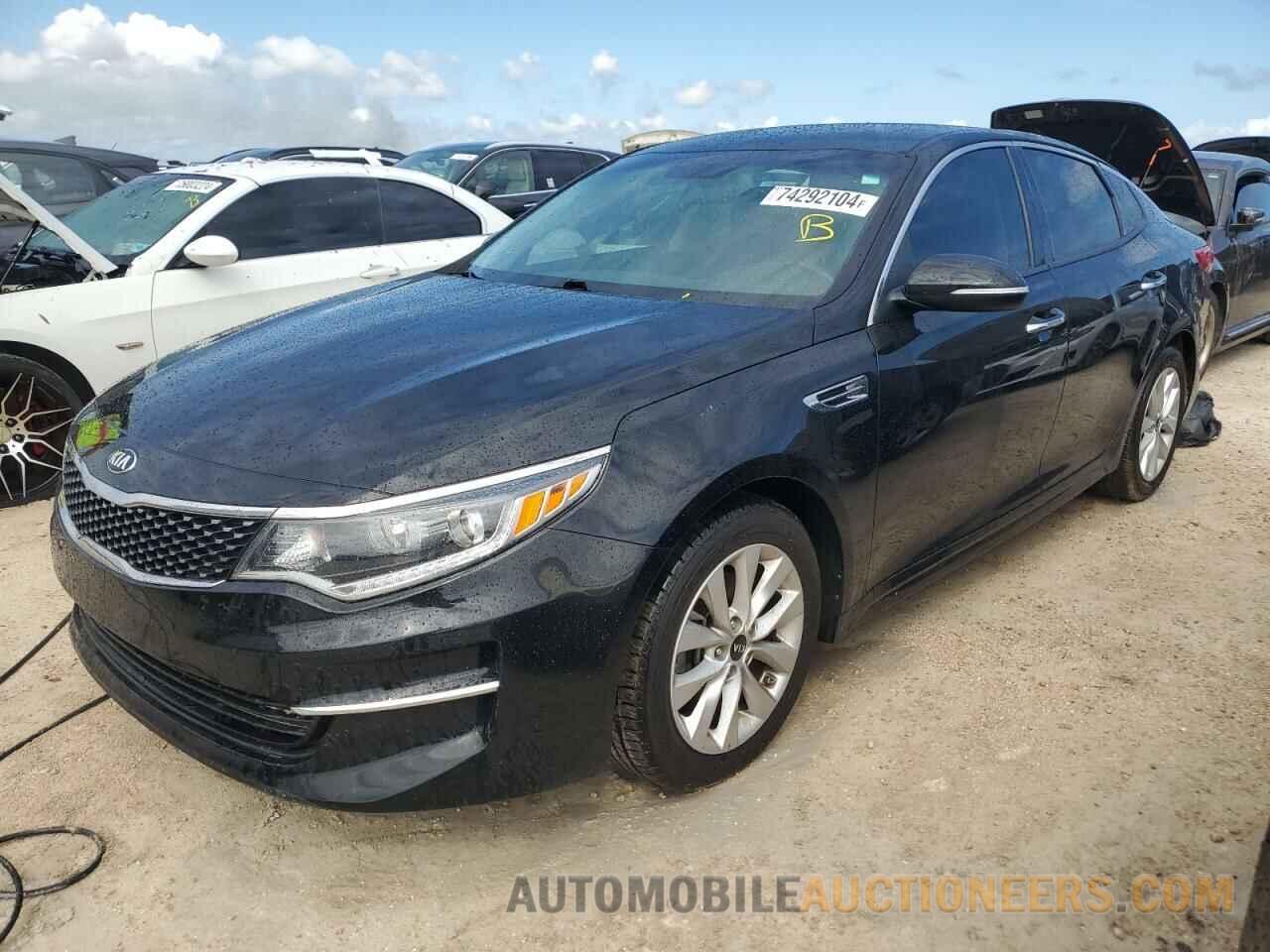 5XXGU4L35JG220590 KIA OPTIMA 2018