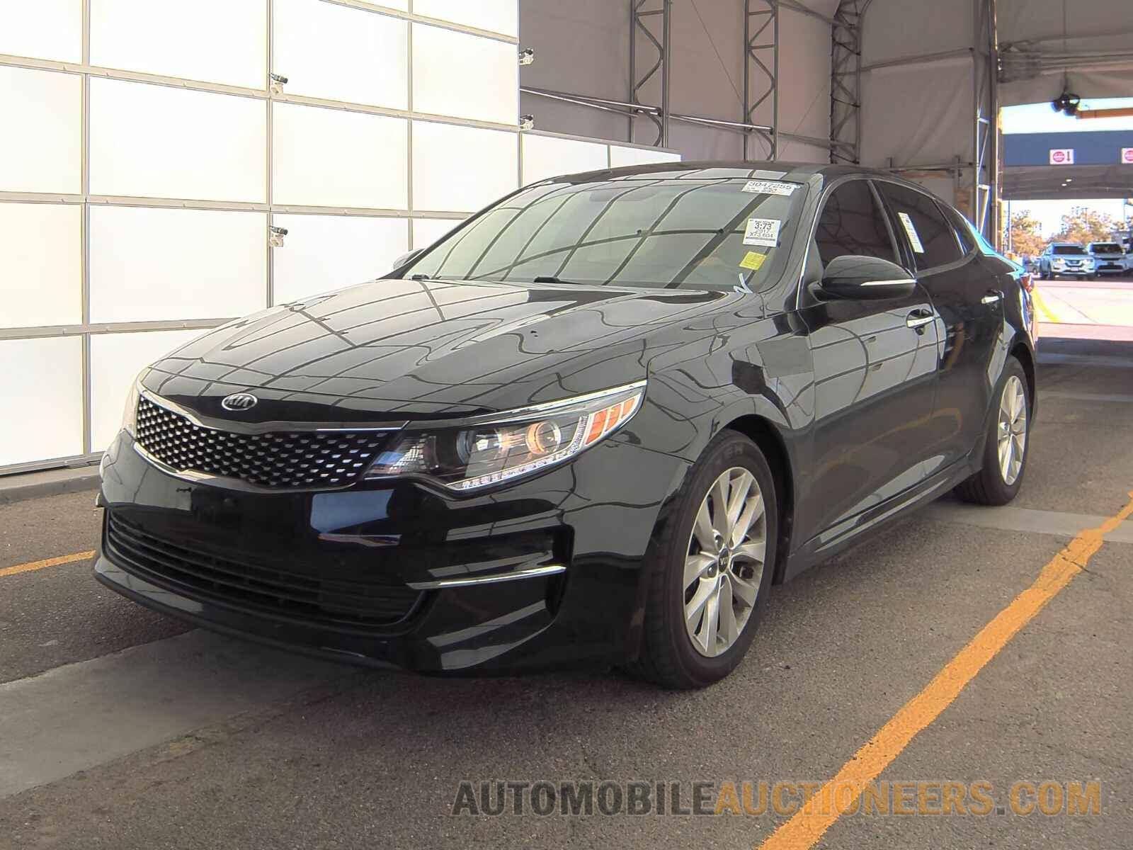 5XXGU4L36HG135767 Kia Optima 2017