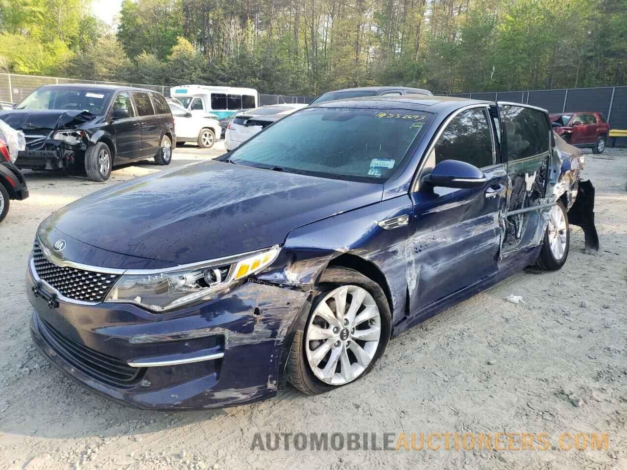 5XXGU4L36JG228620 KIA OPTIMA 2018