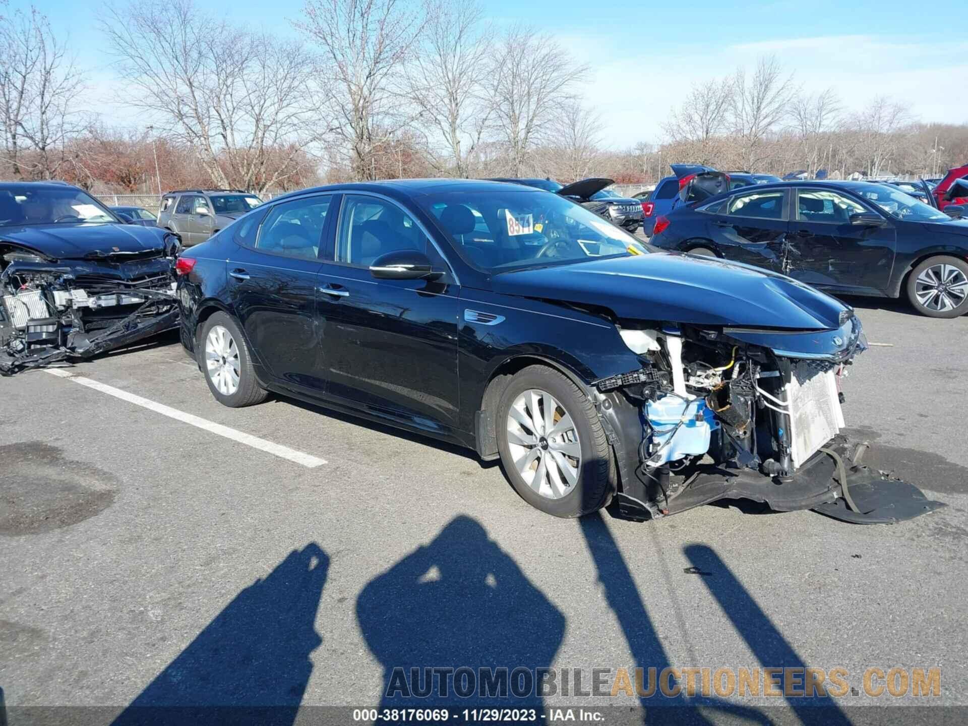 5XXGU4L36JG247989 KIA OPTIMA 2018