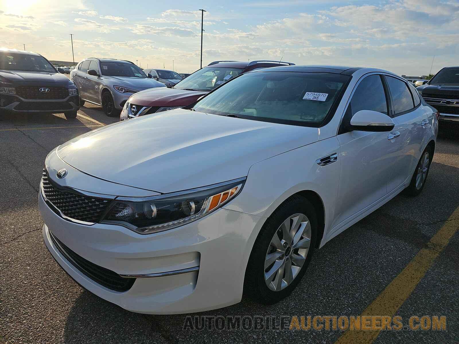 5XXGU4L37GG064805 Kia Optima 2016