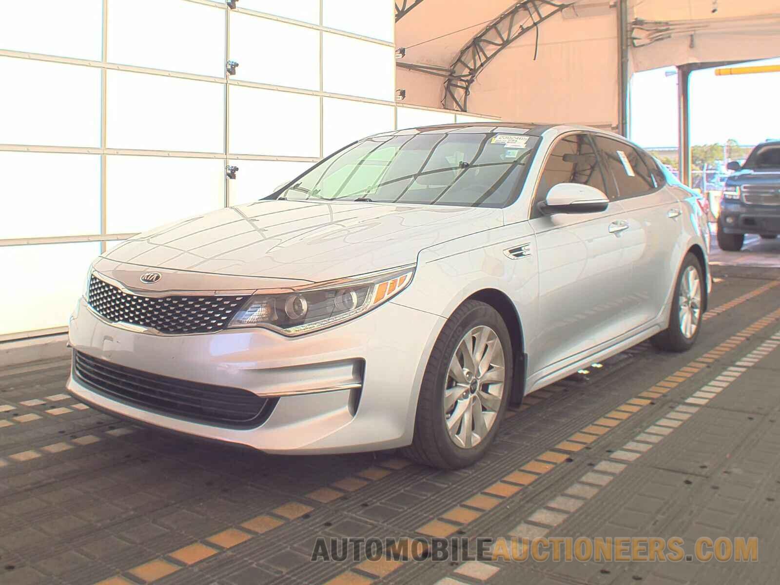 5XXGU4L37HG135065 Kia Optima 2017