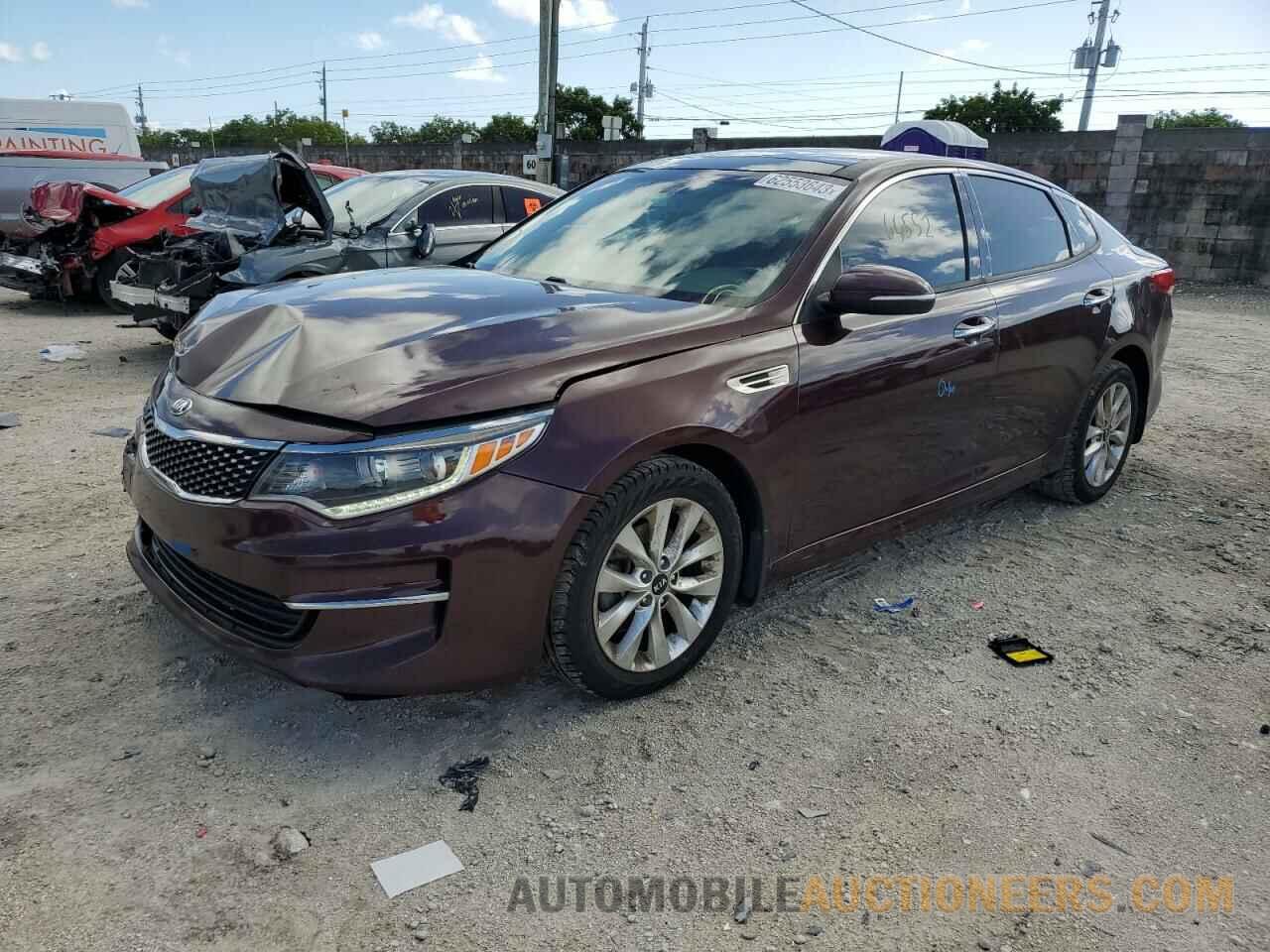 5XXGU4L37JG188905 KIA OPTIMA 2018