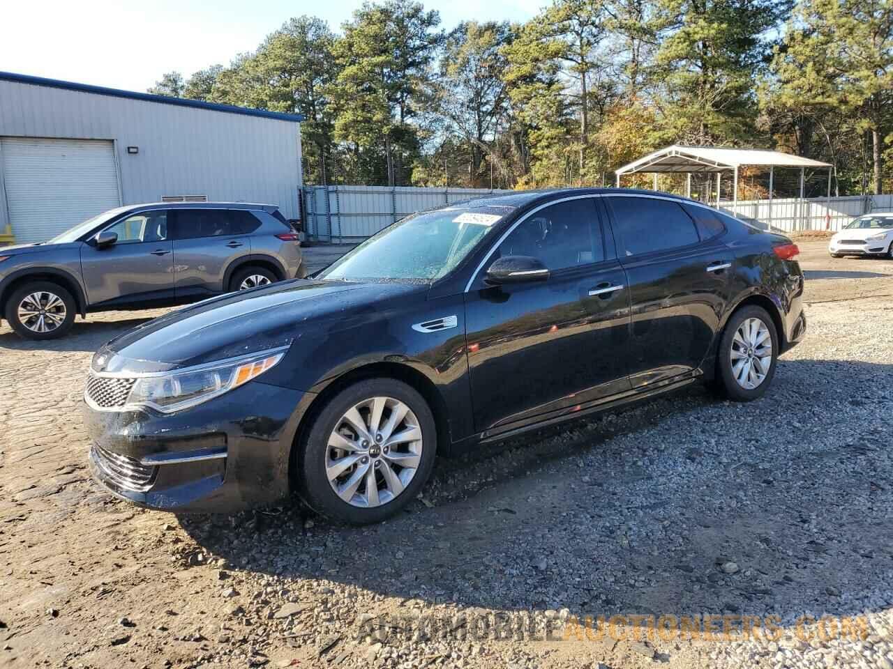 5XXGU4L38GG041582 KIA OPTIMA 2016