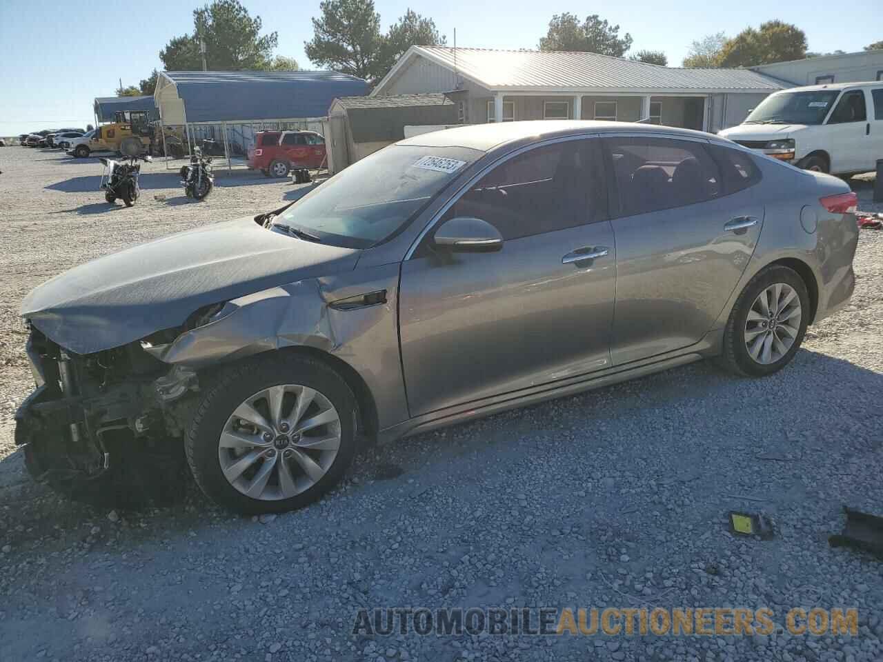 5XXGU4L38JG234273 KIA OPTIMA S 2018