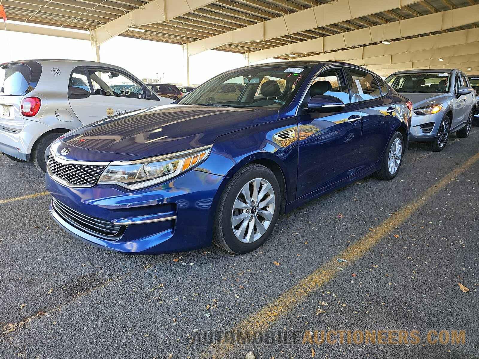 5XXGU4L39HG177608 Kia Optima 2017