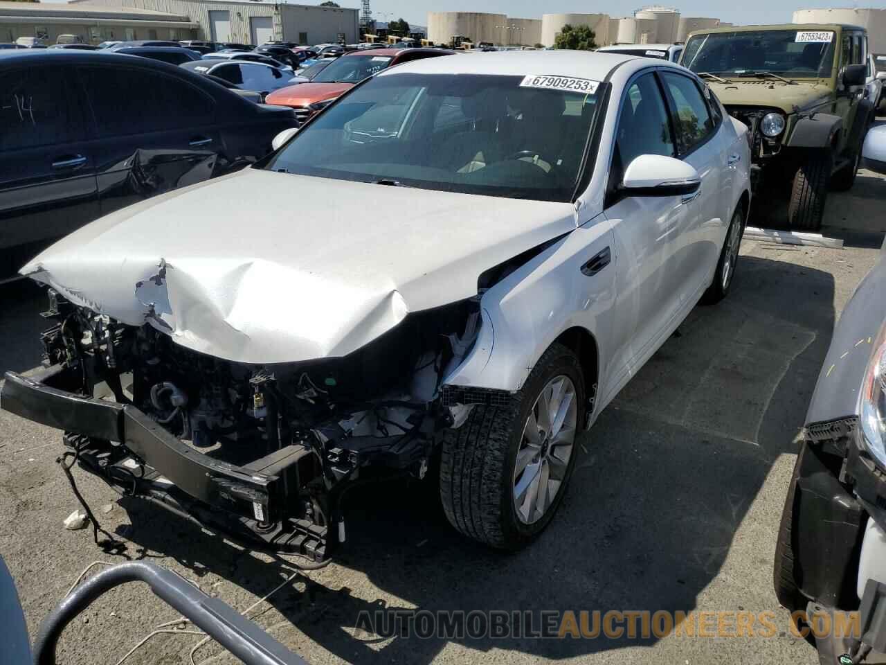 5XXGU4L39JG271820 KIA OPTIMA 2018