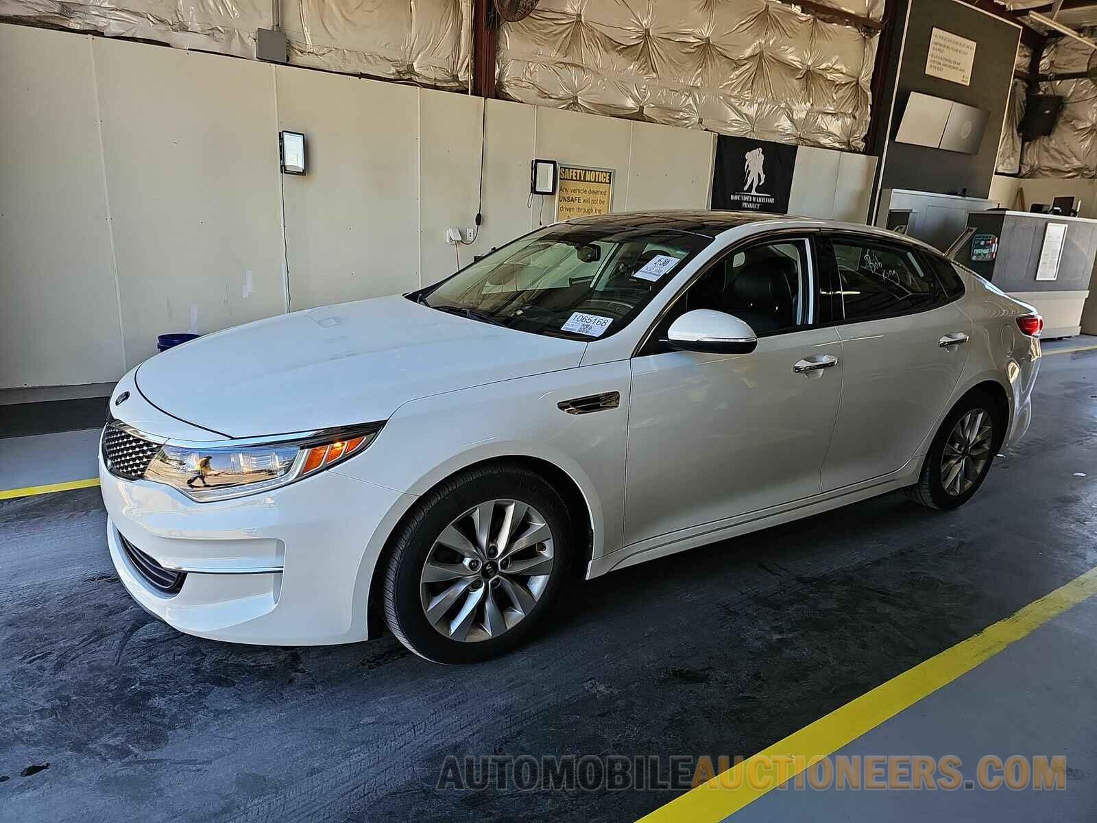 5XXGU4L39JG272241 Kia Optima 2018