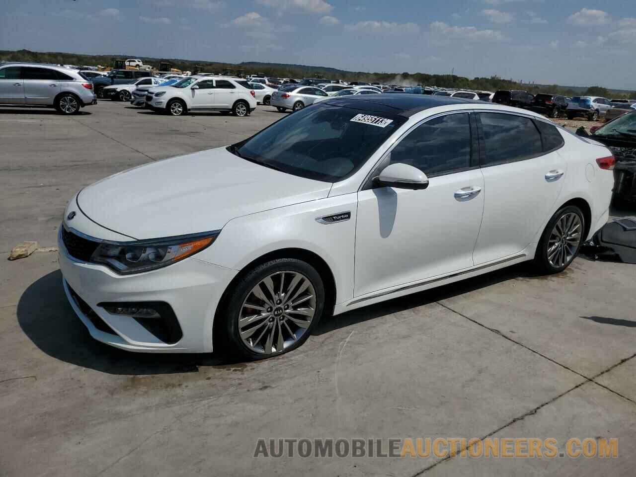 5XXGV4L22KG315887 KIA OPTIMA 2019