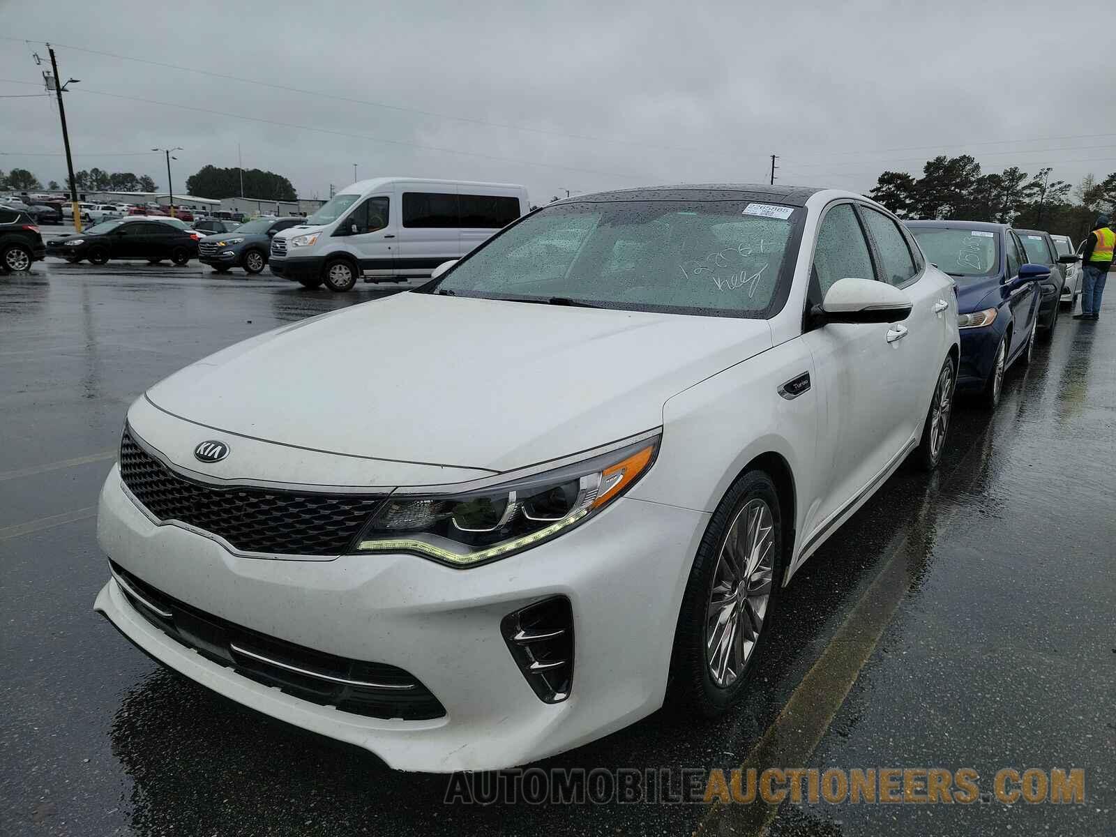 5XXGV4L23HG128067 Kia Optima 2017