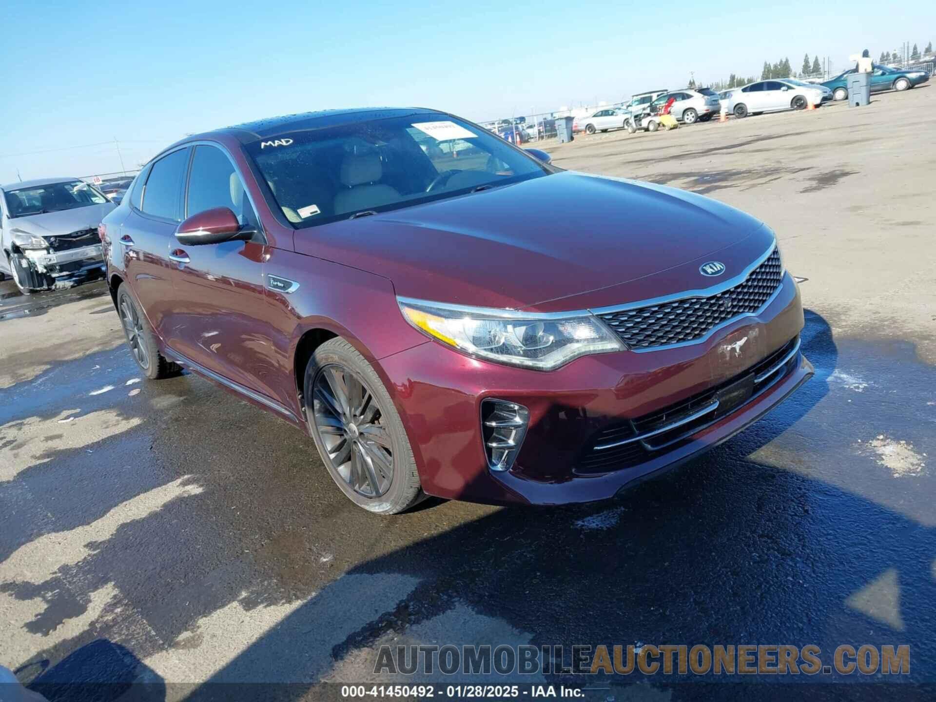 5XXGV4L23HG157052 KIA OPTIMA 2017