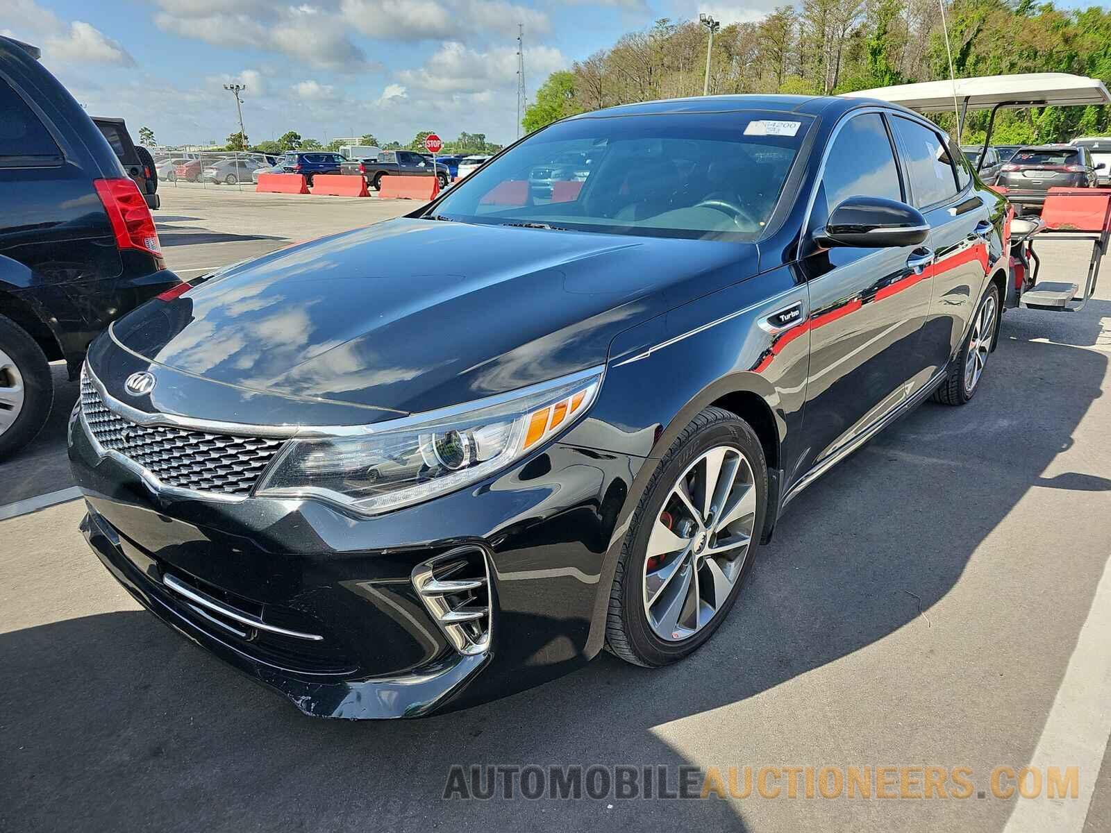 5XXGV4L25GG015932 Kia Optima 2016