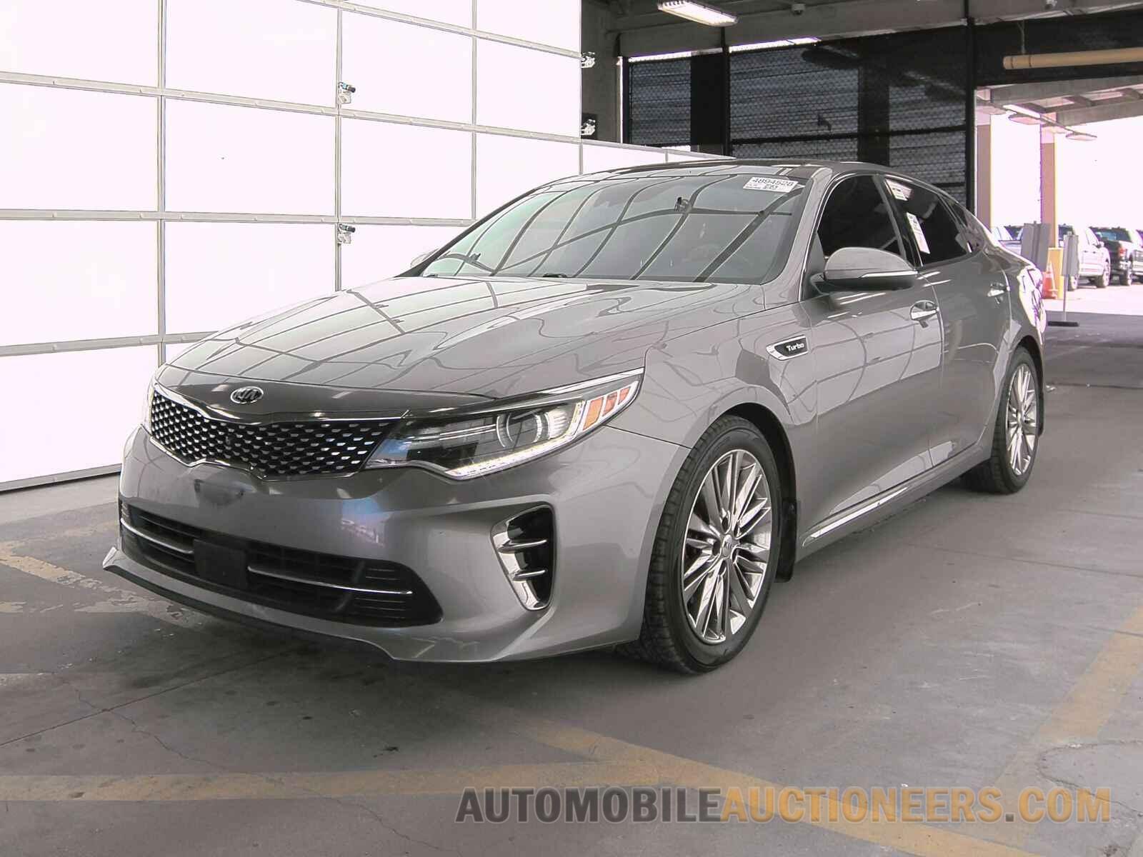 5XXGV4L2XGG065824 Kia Optima 2016