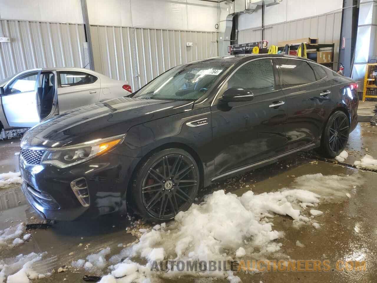 5XXGV4L2XHG163303 KIA OPTIMA 2017