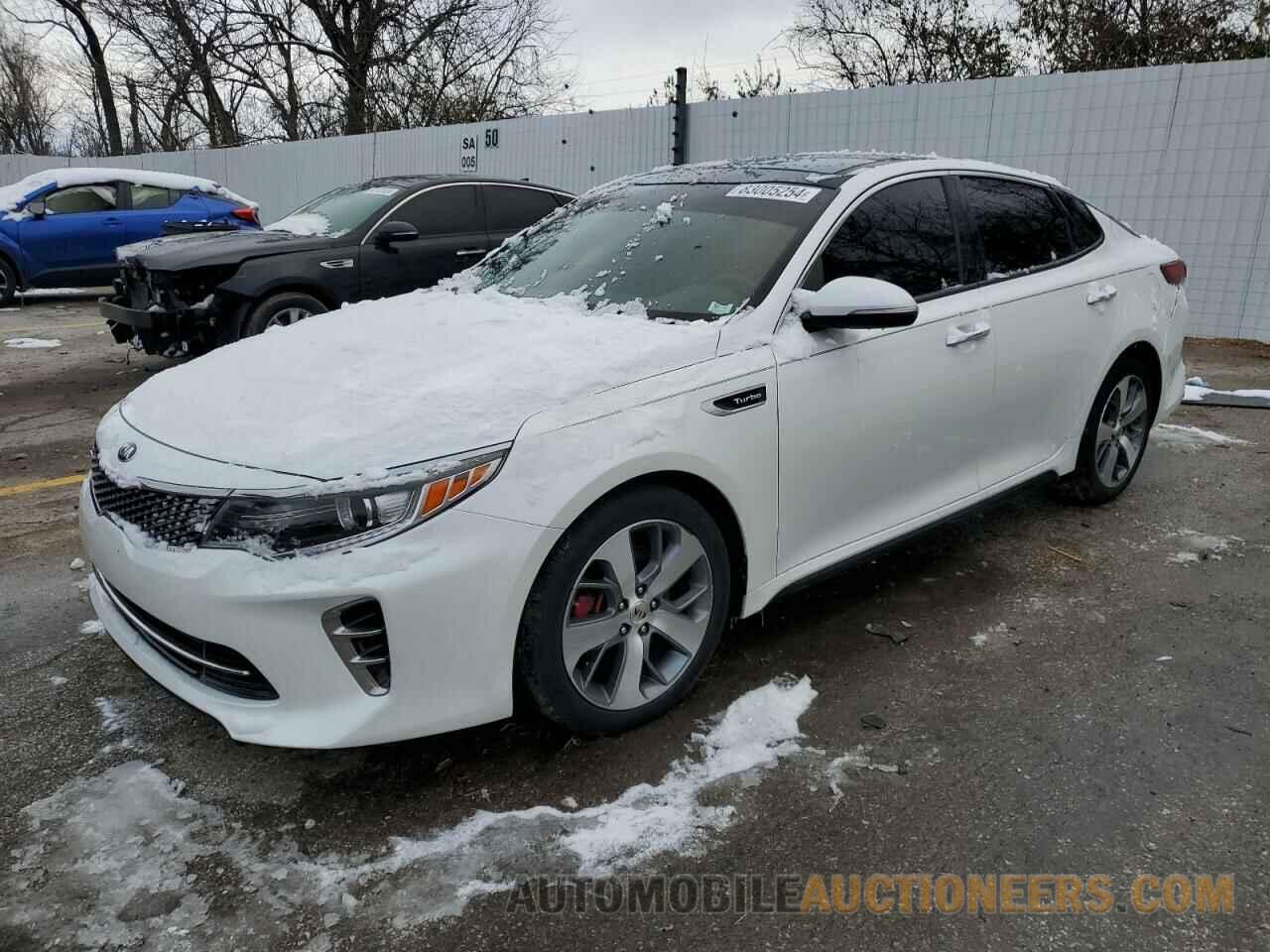 5XXGW4L20GG020811 KIA OPTIMA 2016