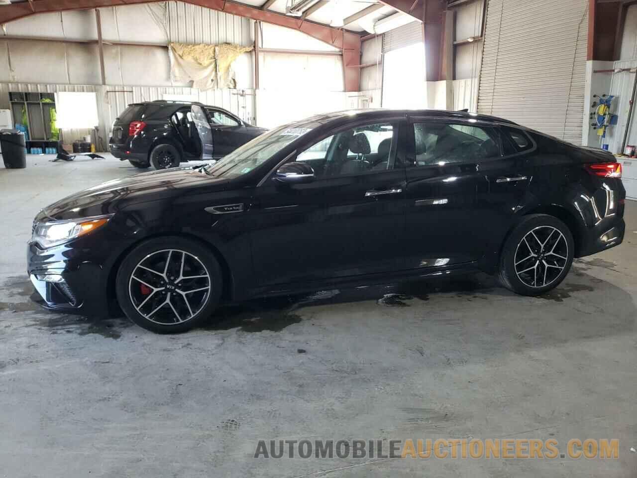 5XXGW4L20KG295667 KIA OPTIMA 2019