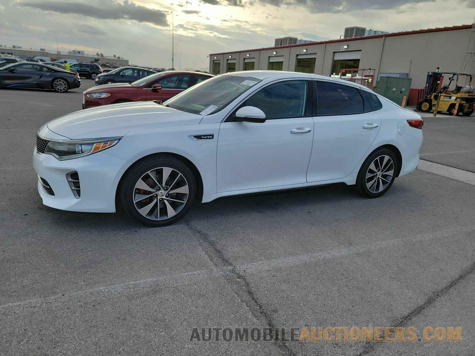 5XXGW4L26GG061881 Kia Optima 2016