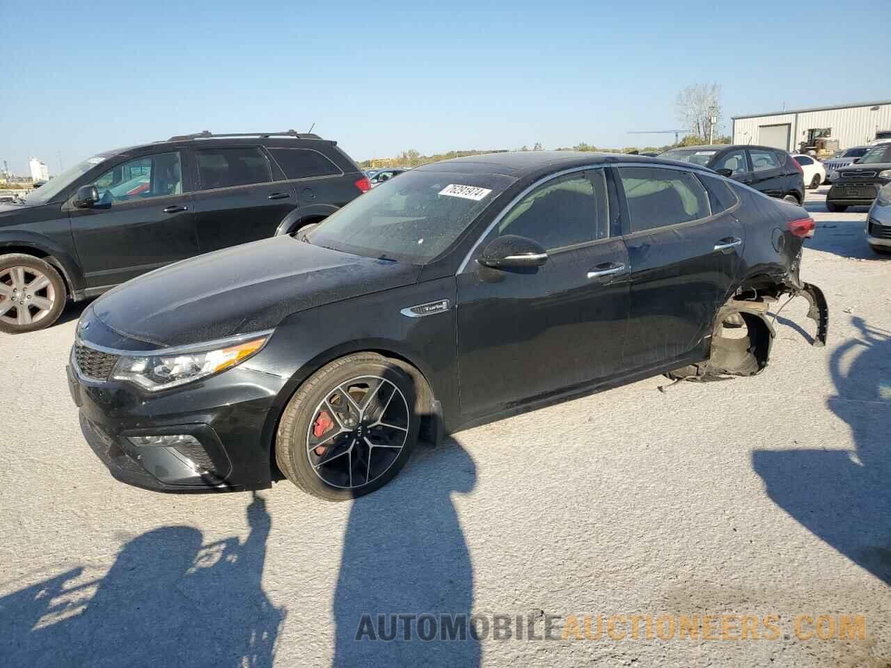 5XXGW4L26KG363244 KIA OPTIMA 2019