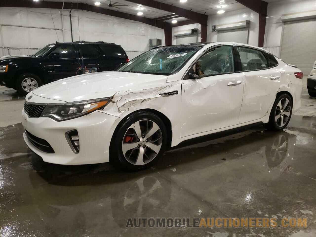 5XXGW4L27JG209432 KIA OPTIMA 2018