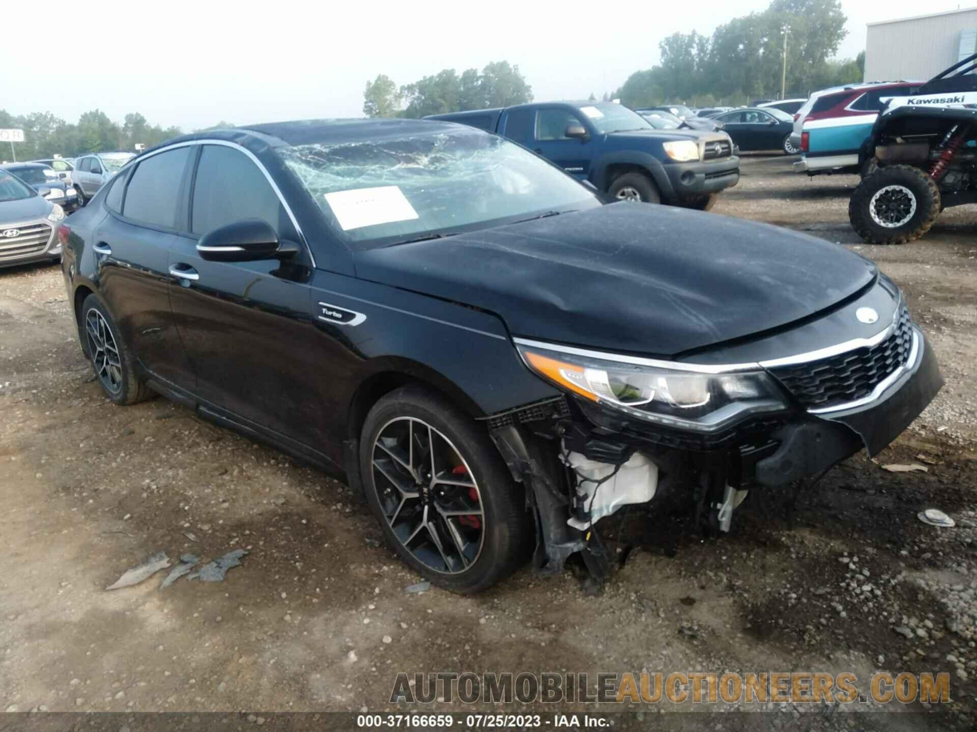 5XXGW4L28KG301246 KIA OPTIMA 2019