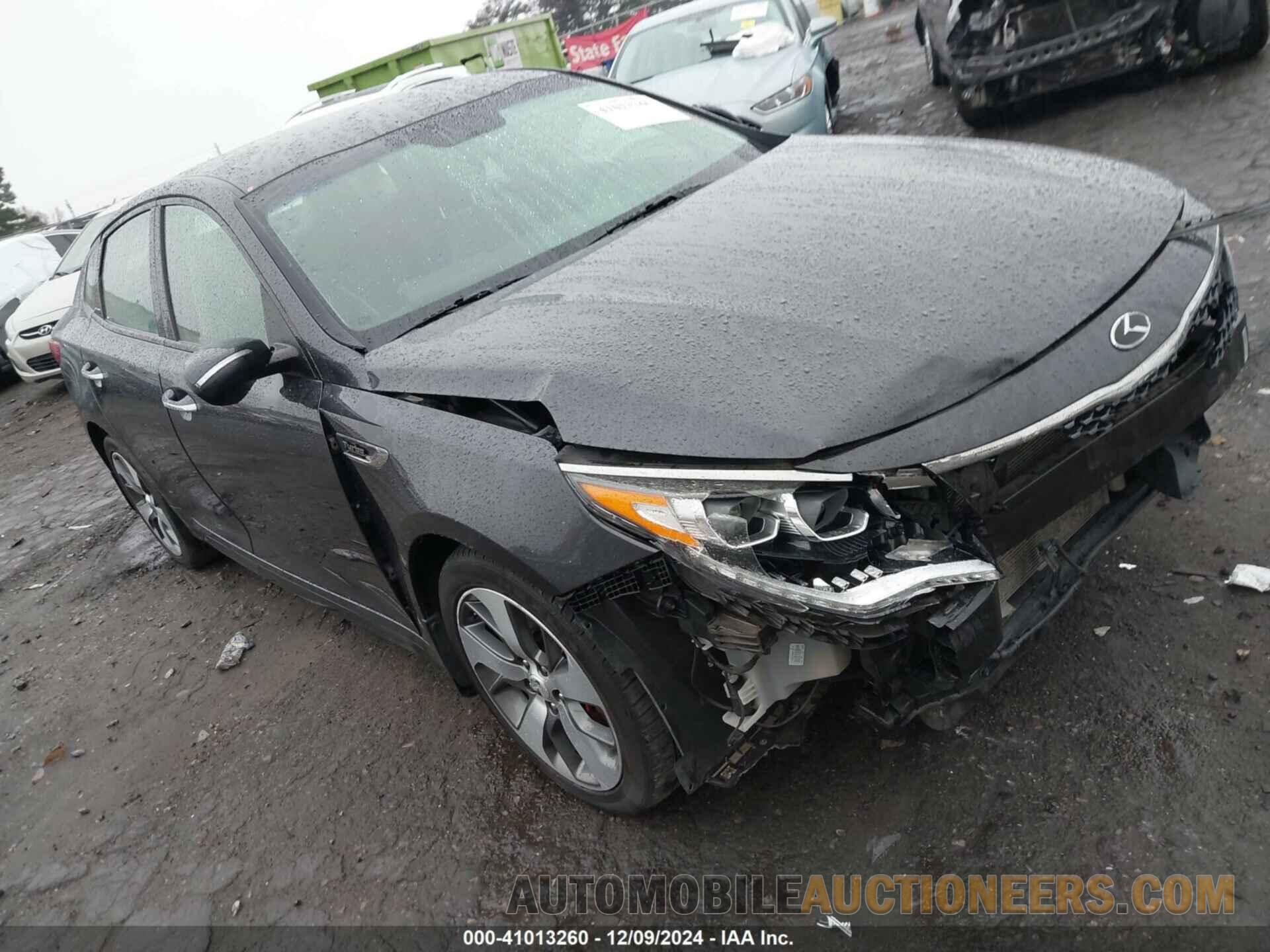 5XXGW4L2XHG138754 KIA OPTIMA 2017