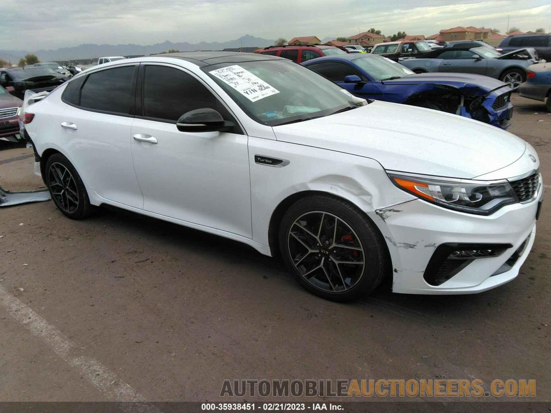 5XXGW4L2XKG373498 KIA OPTIMA 2019