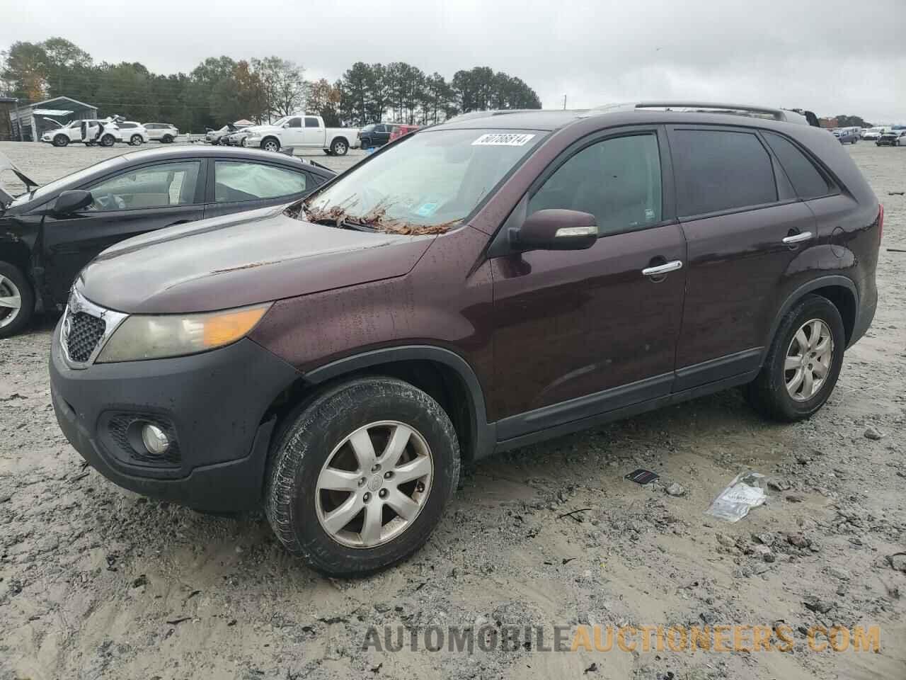 5XYKT3A10BG069034 KIA SORENTO 2011