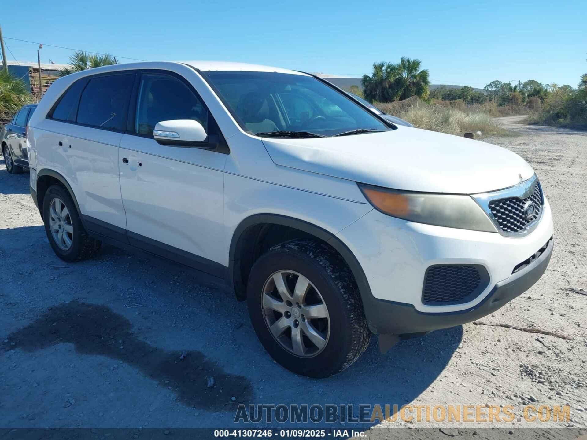 5XYKT3A10BG176410 KIA SORENTO 2011