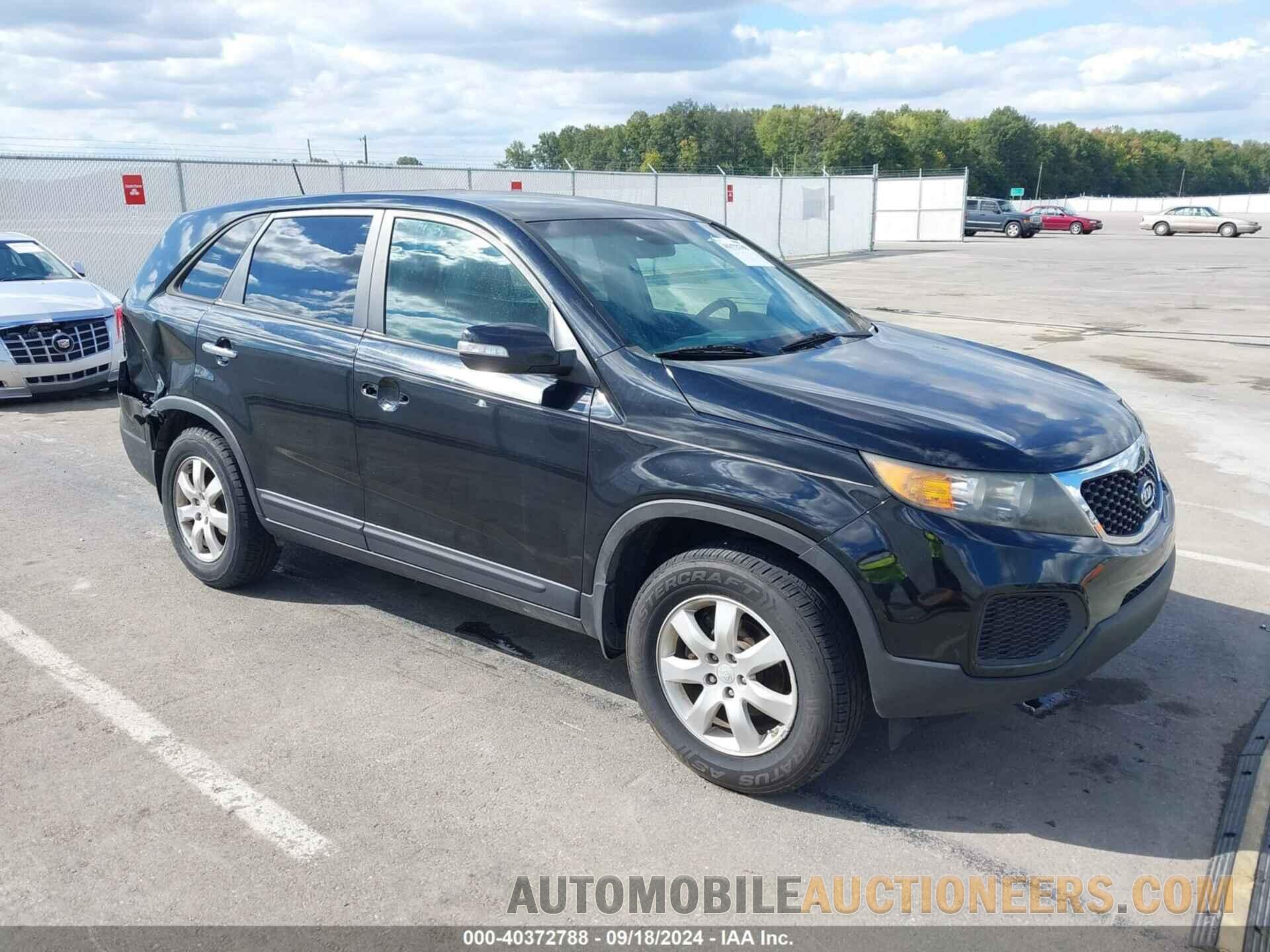 5XYKT3A11BG069656 KIA SORENTO 2011