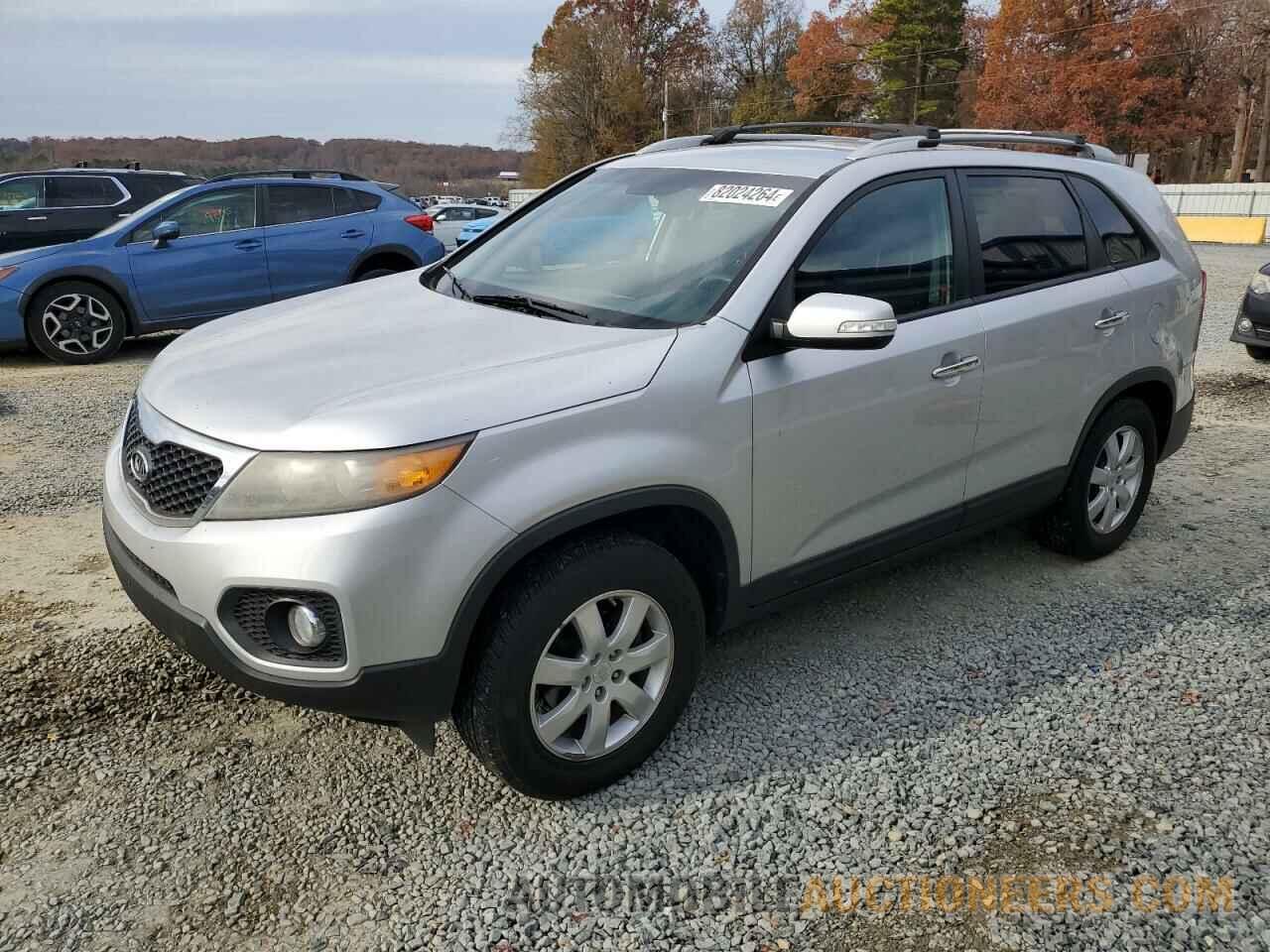 5XYKT3A11BG173290 KIA SORENTO 2011