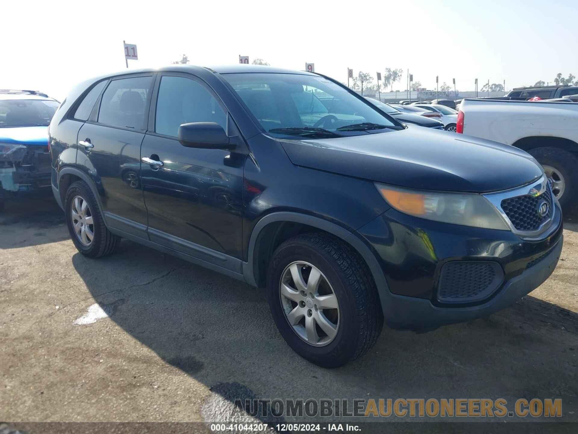 5XYKT3A13BG010432 KIA SORENTO 2011