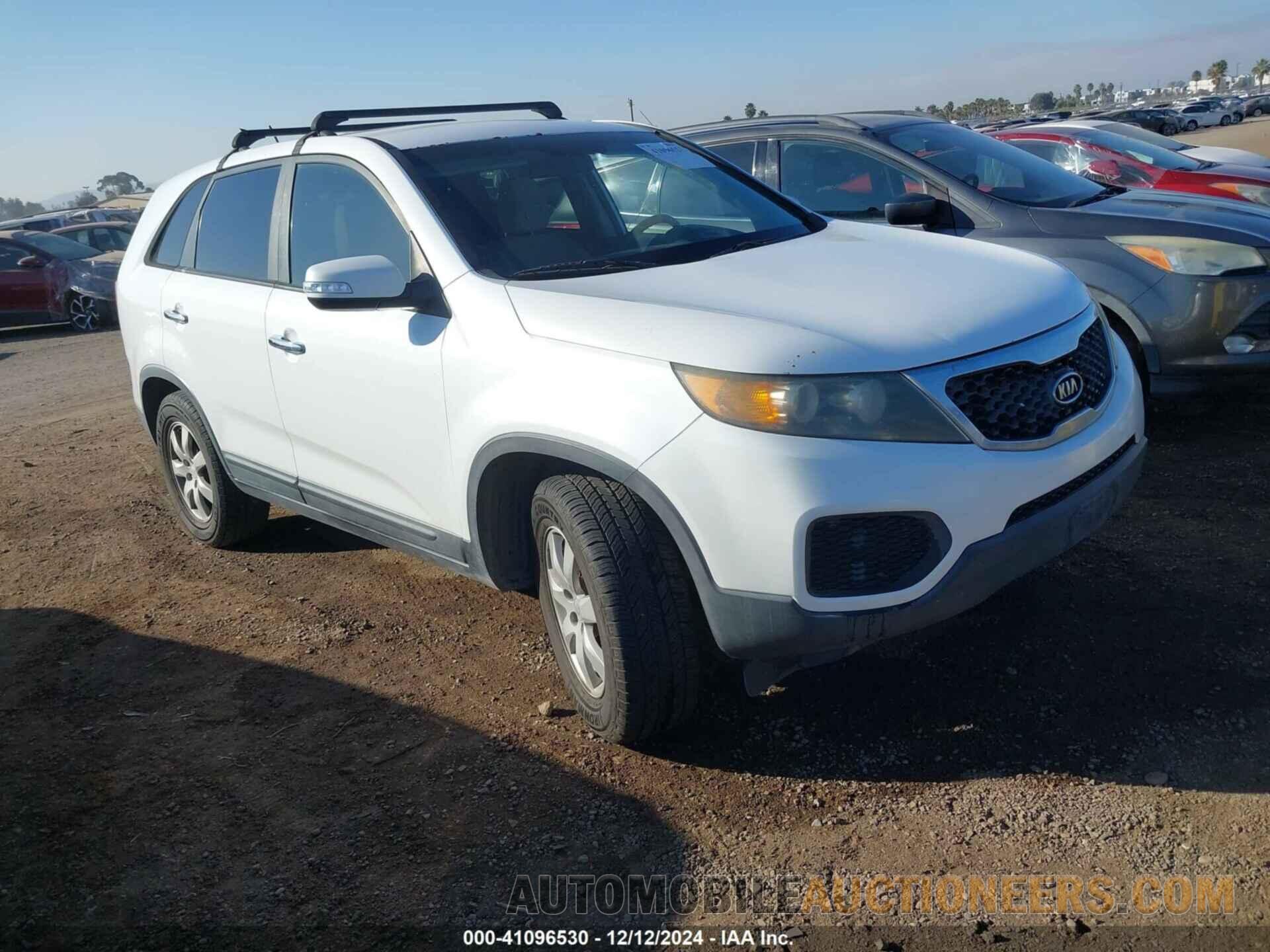 5XYKT3A13BG051658 KIA SORENTO 2011