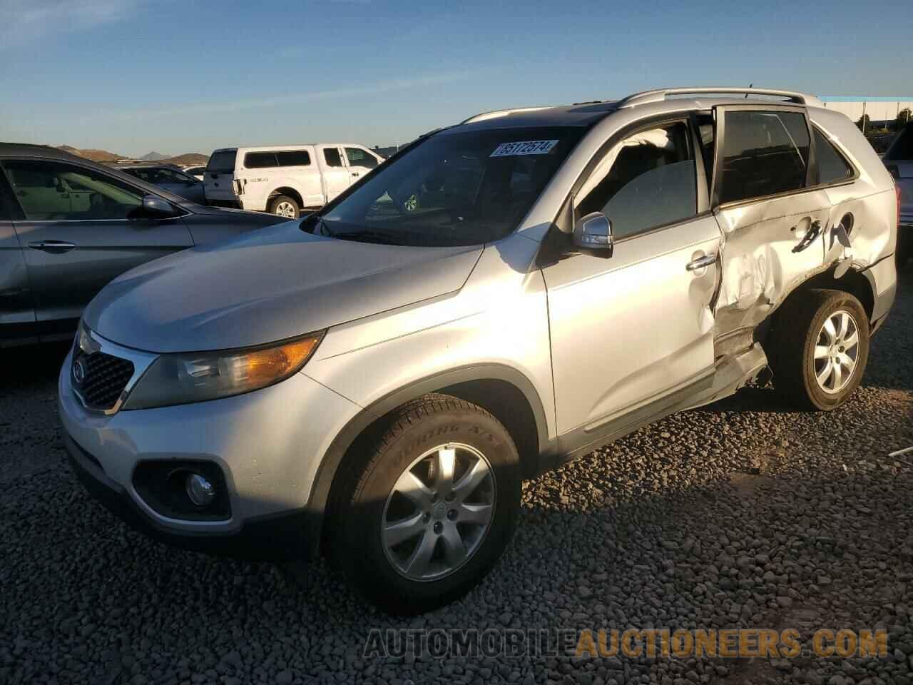 5XYKT3A14BG079663 KIA SORENTO 2011