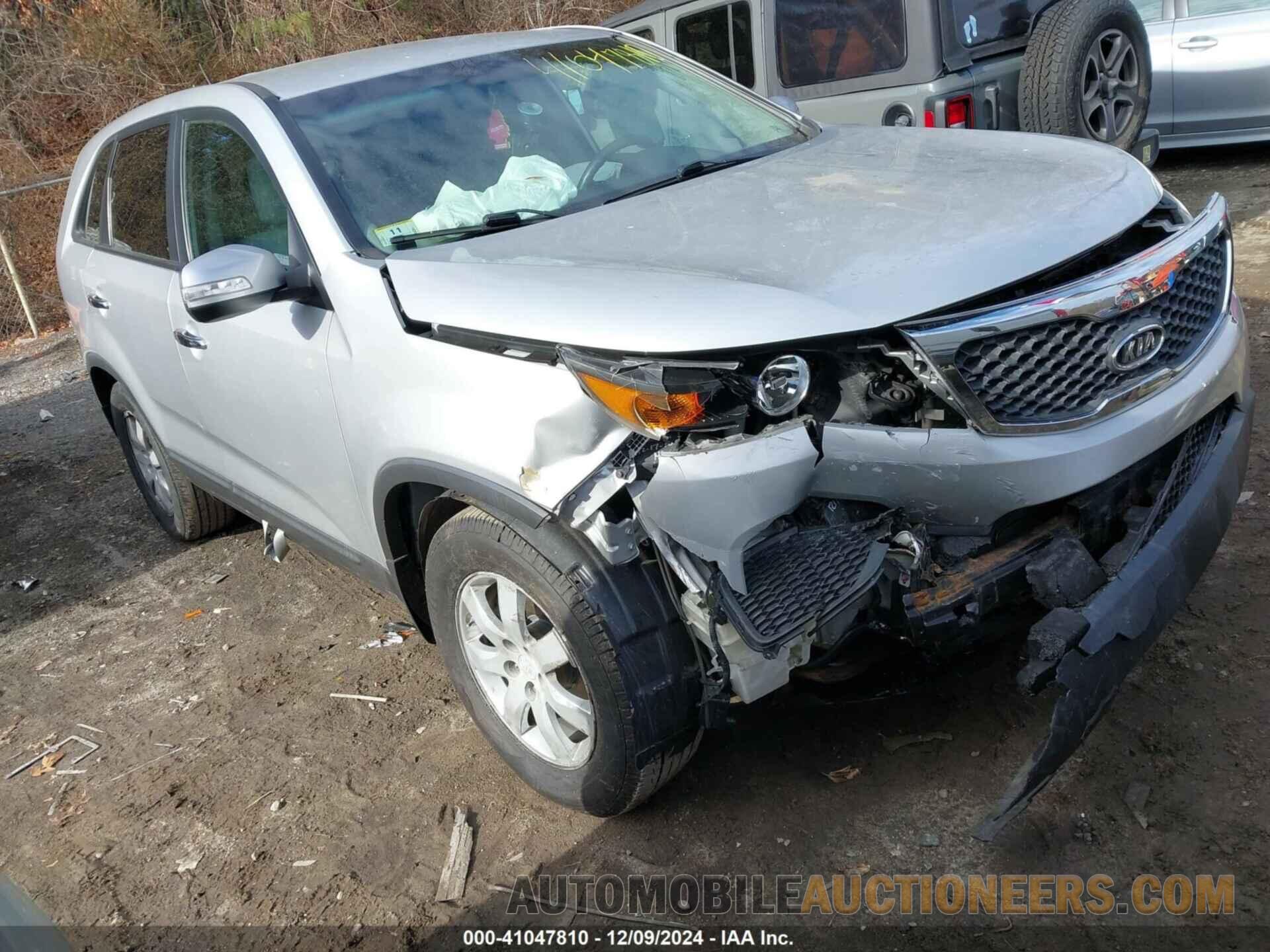 5XYKT3A14BG138341 KIA SORENTO 2011