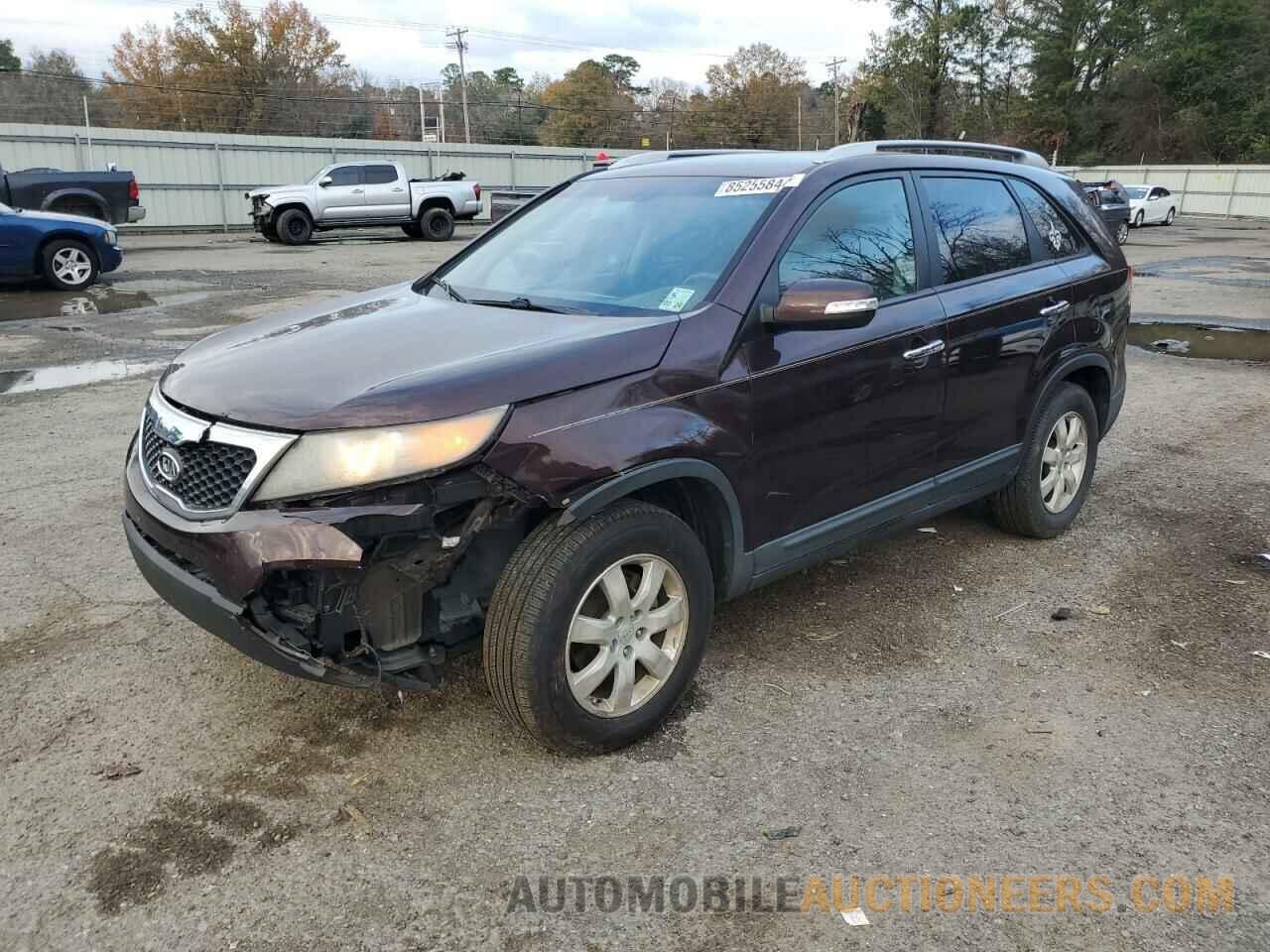 5XYKT3A14BG155642 KIA SORENTO 2011