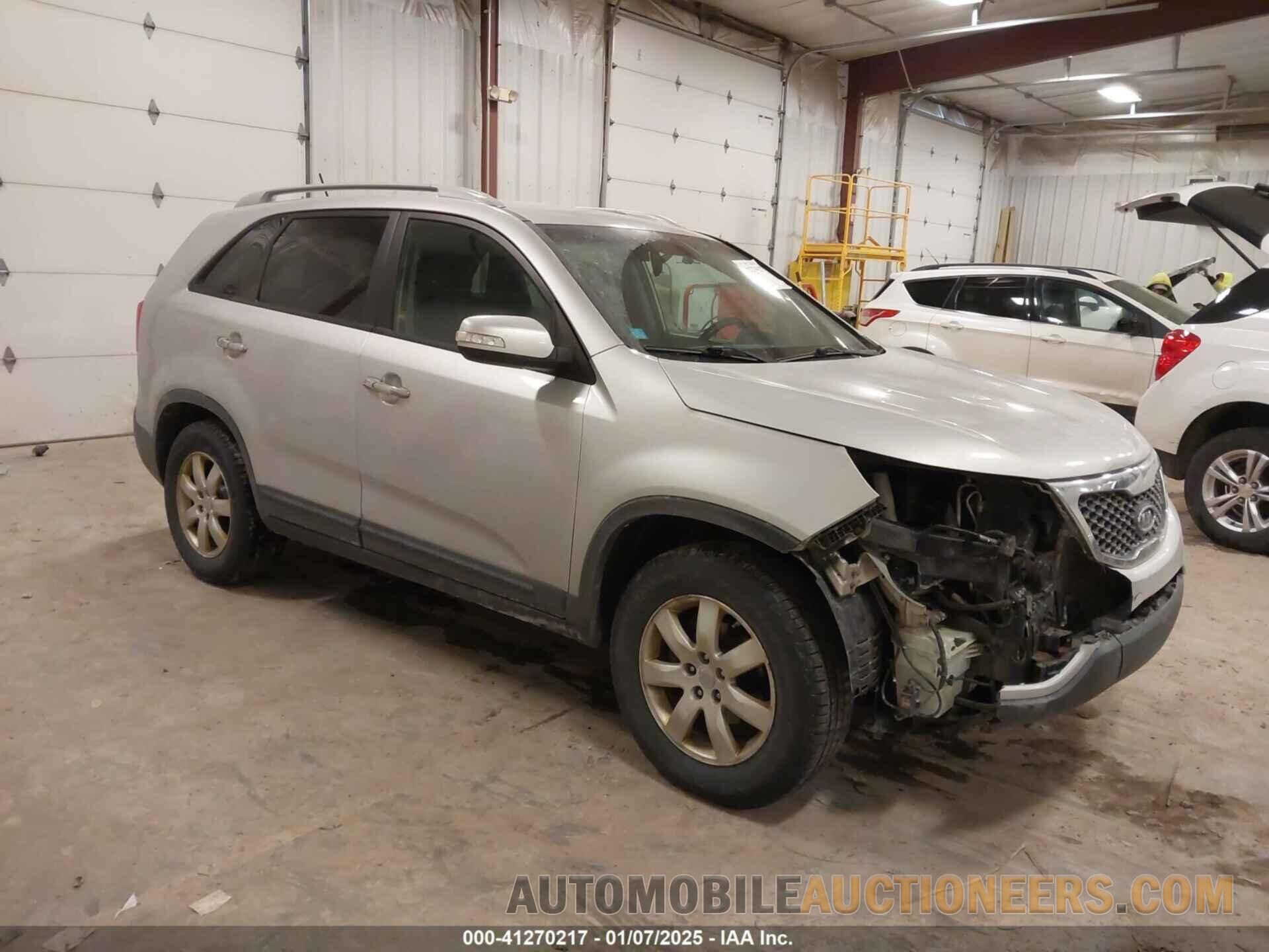 5XYKT3A17BG075977 KIA SORENTO 2011