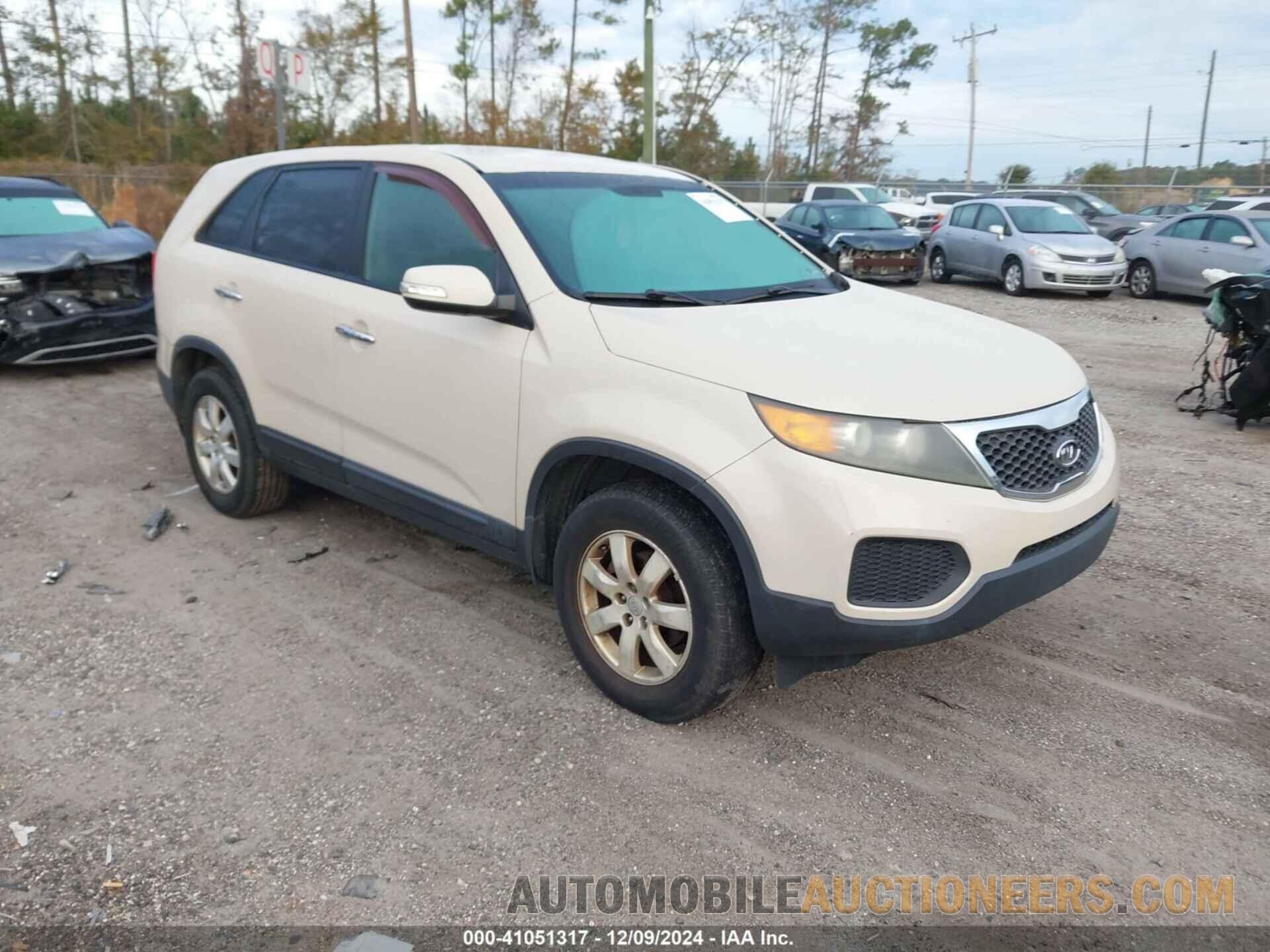 5XYKT3A17BG098675 KIA SORENTO 2011