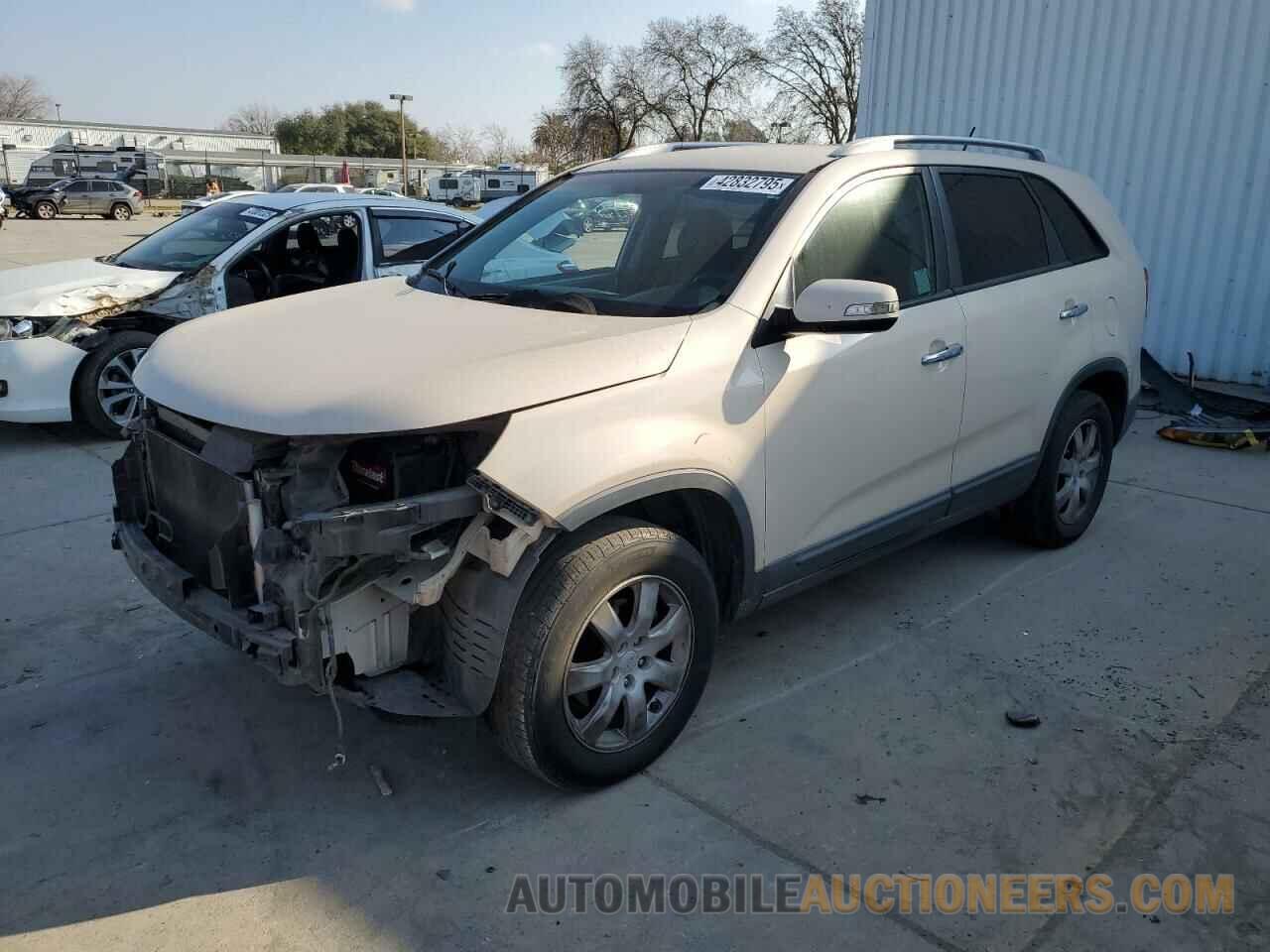 5XYKT3A18BG106301 KIA SORENTO 2011