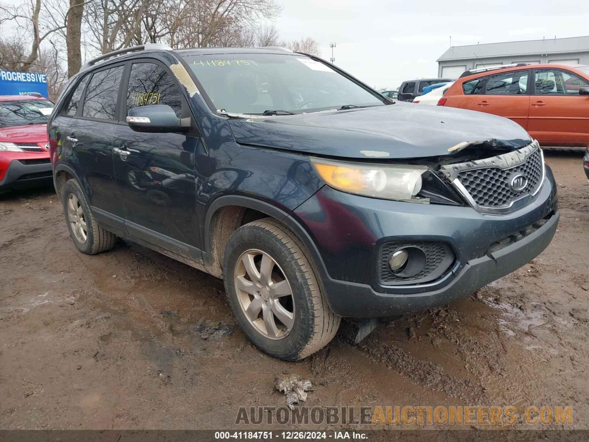 5XYKT3A1XBG008385 KIA SORENTO 2011